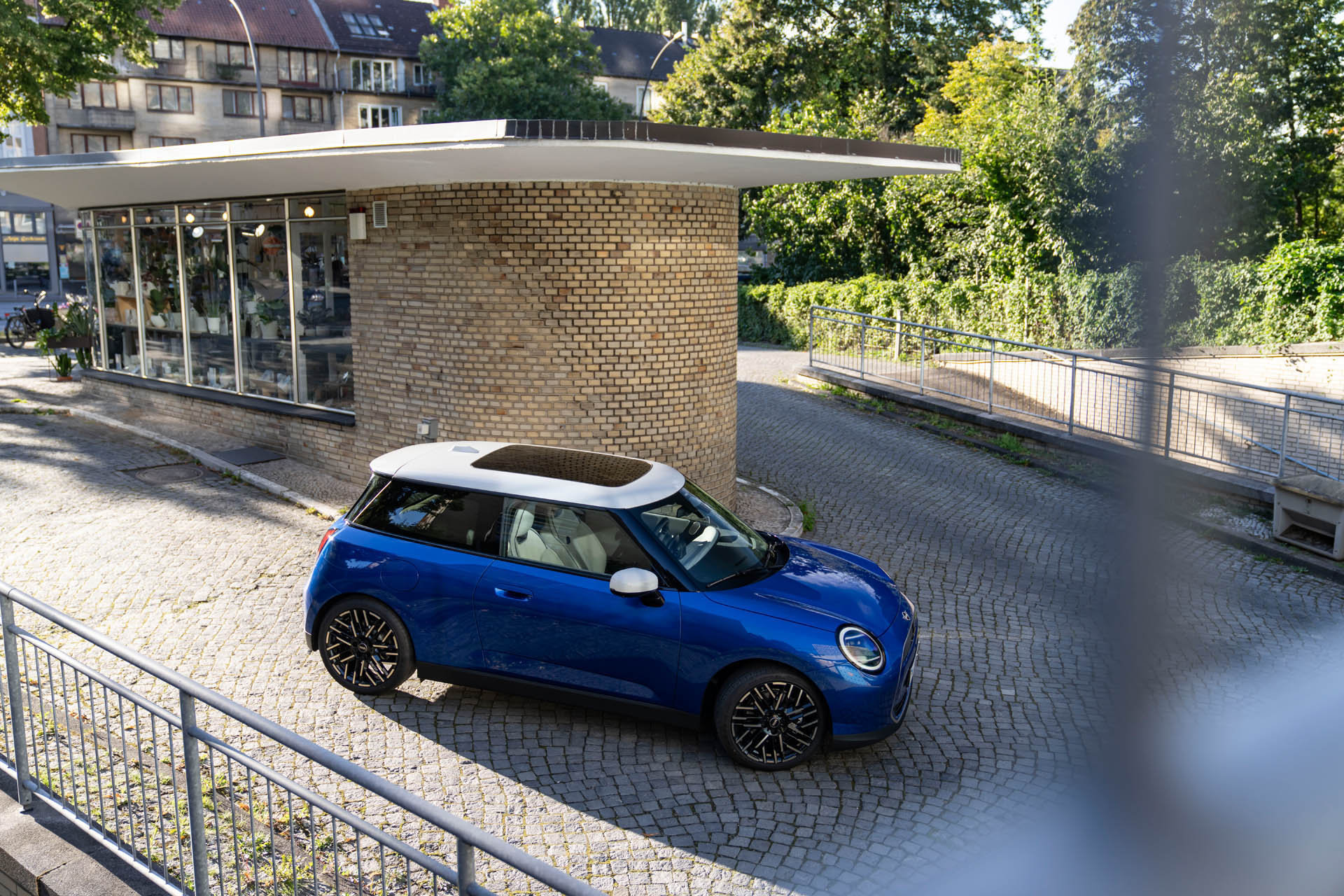 MINI Cooper SE 17