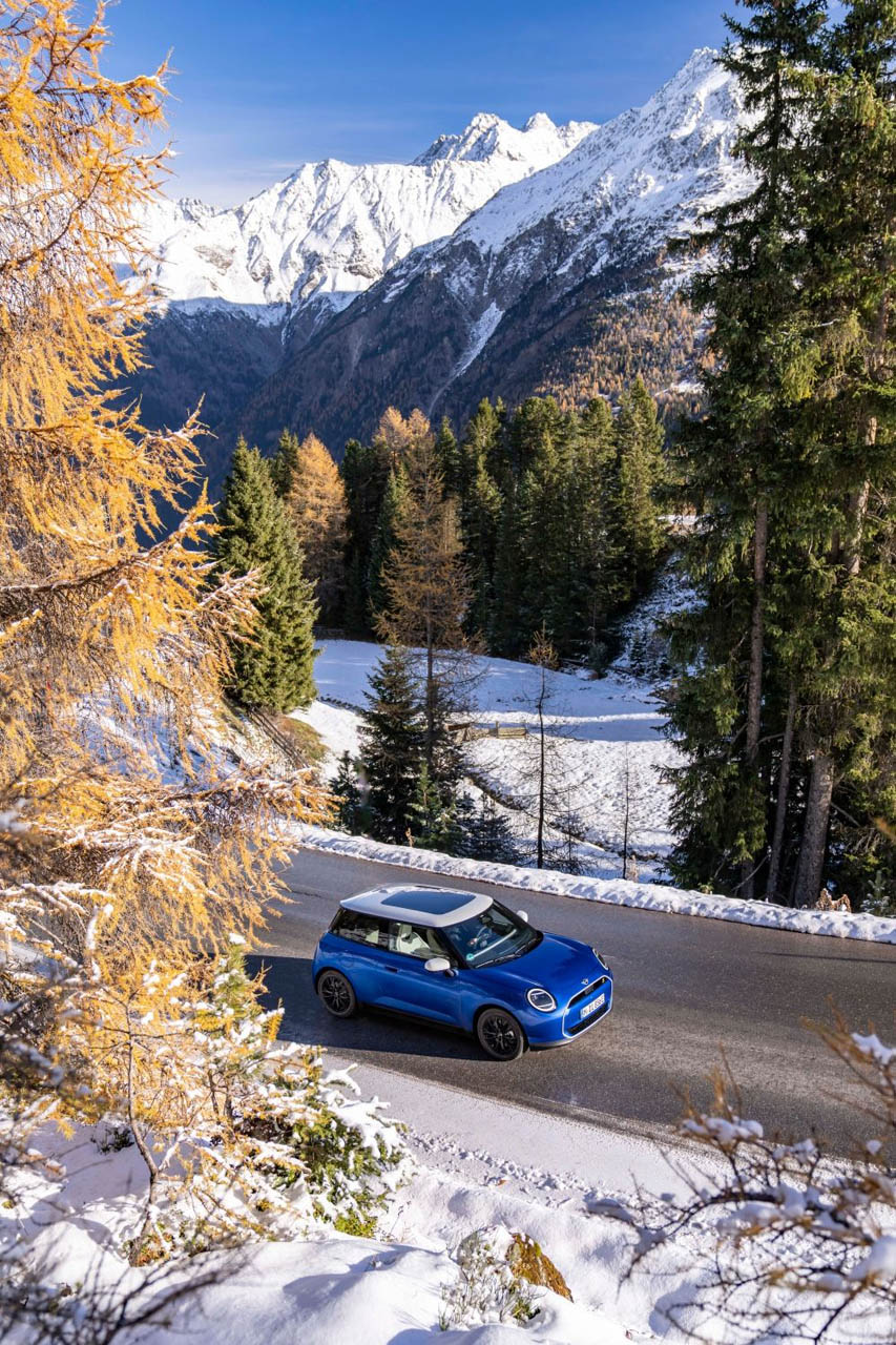 MINI Cooper SE 2024 18