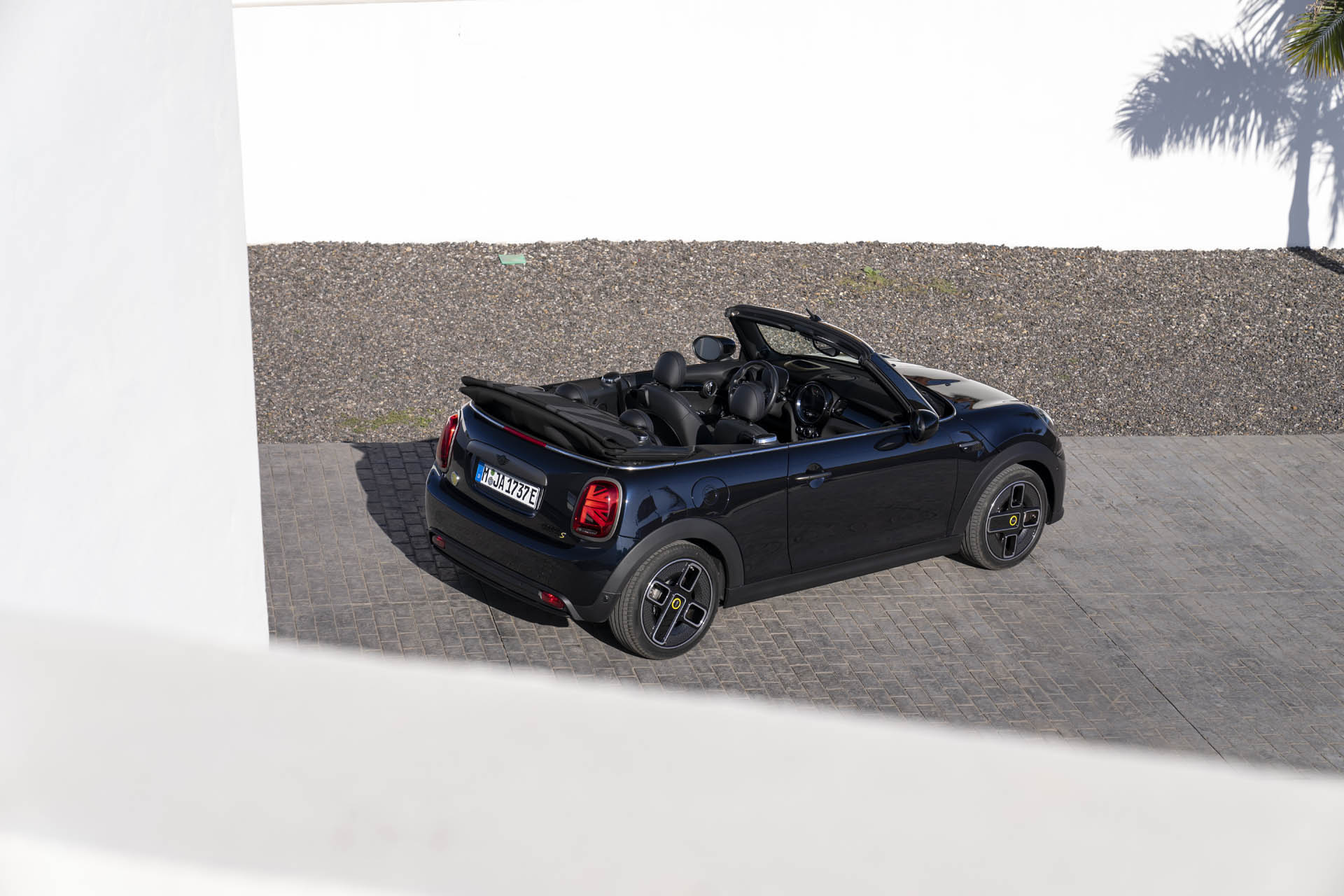 minicooperseconvertible2023k