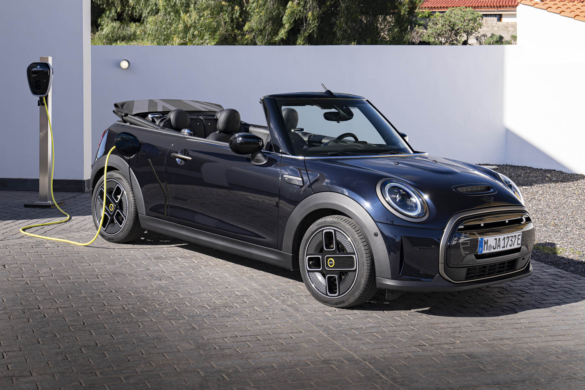 minicooperseconvertible2023t