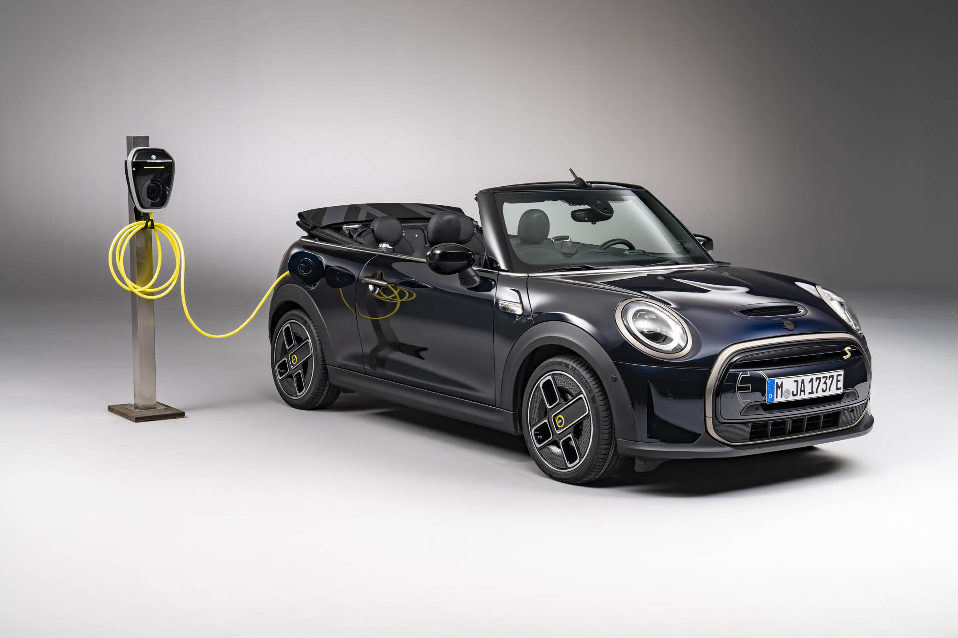 minicooperseconvertibleenigmaticblack2023