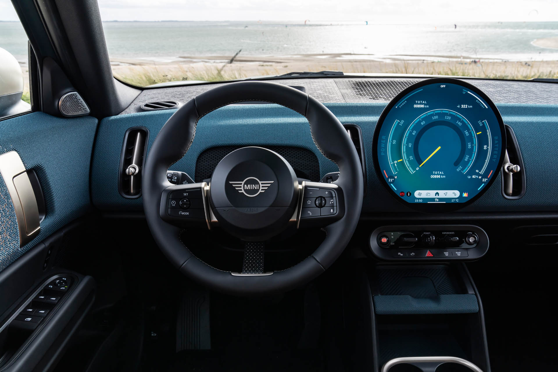 MINI Countryman SE ALL4 2023 25