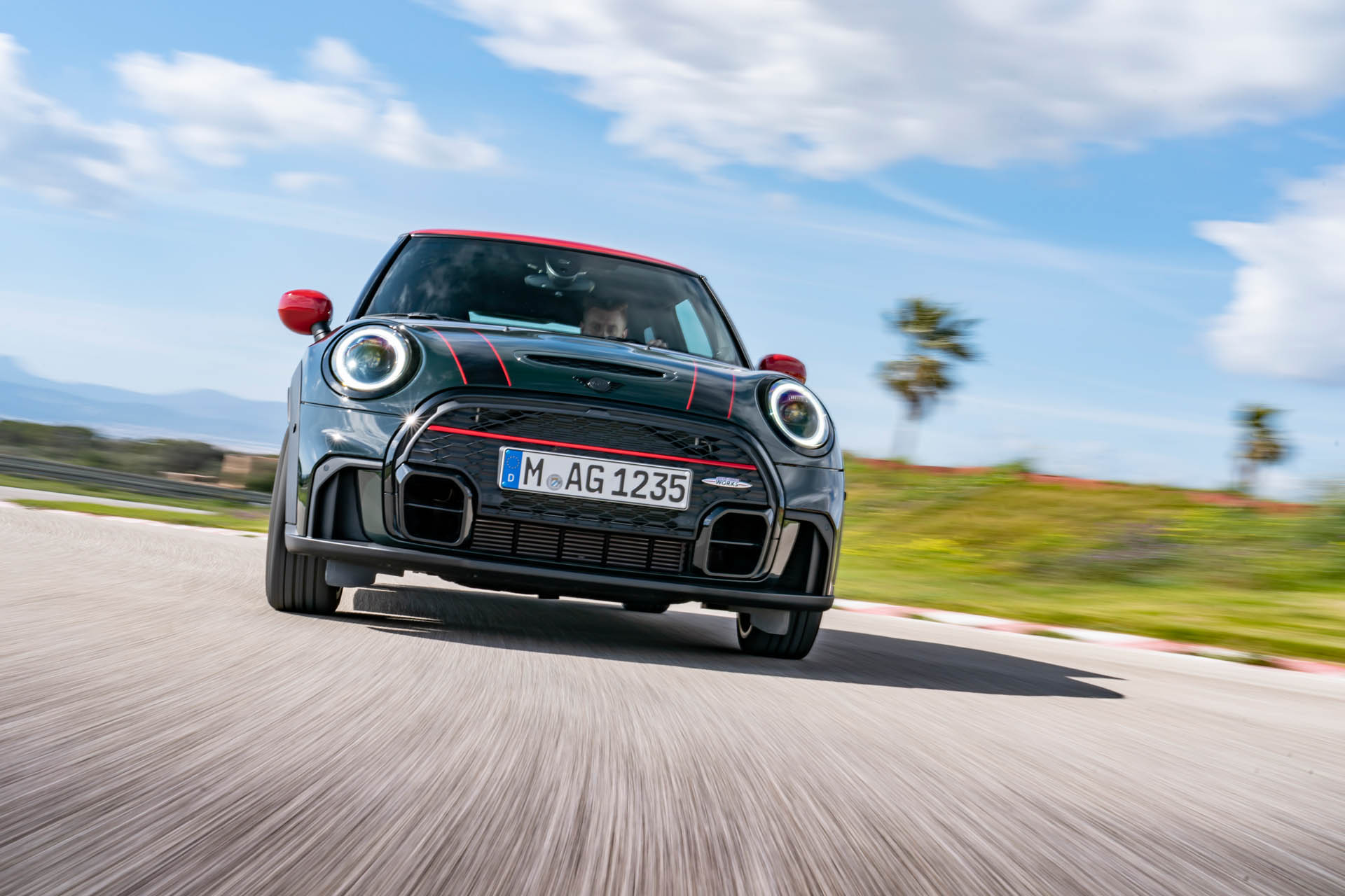MINIJohnCooperWorks-2021a