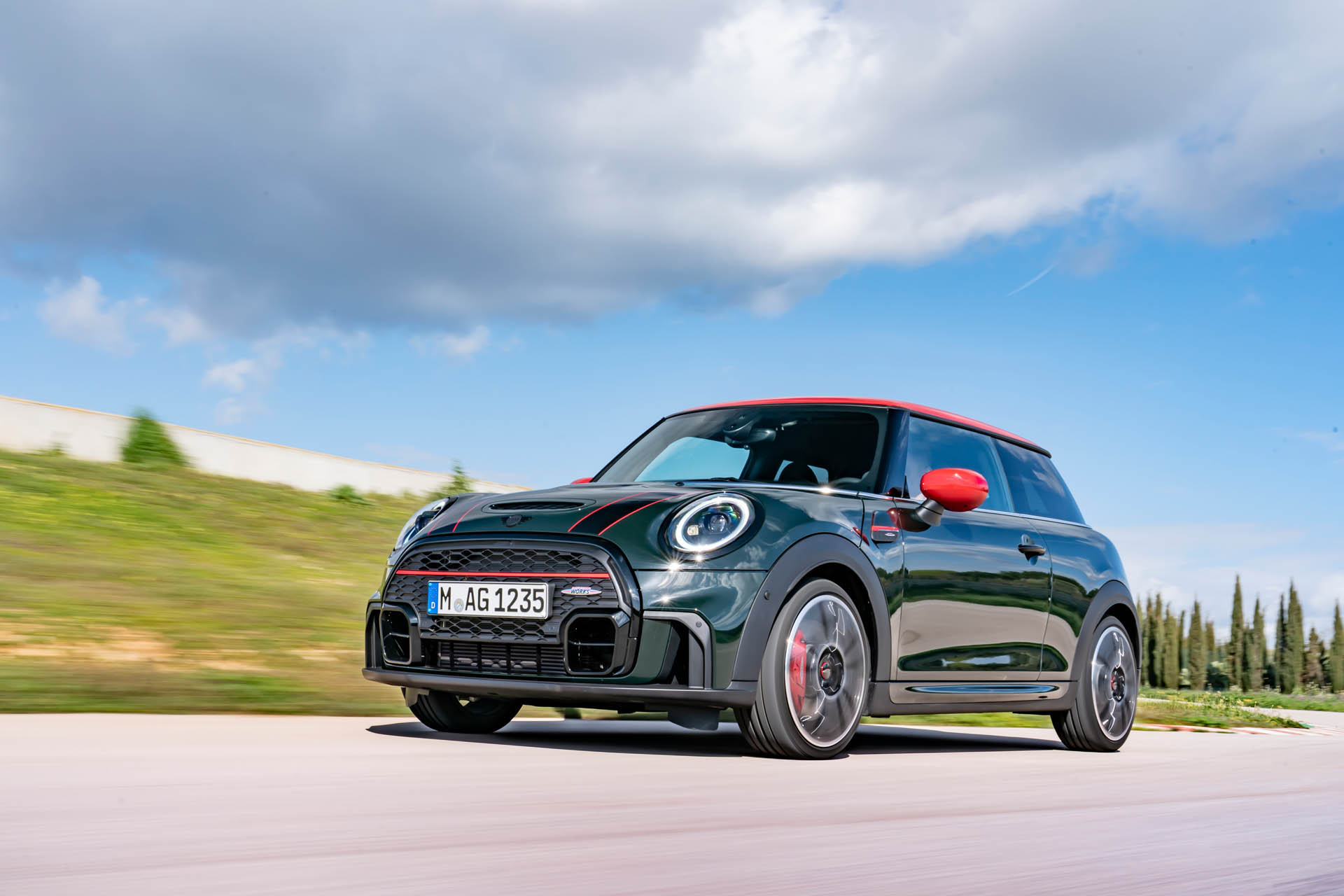 MINIJohnCooperWorks-2021cs