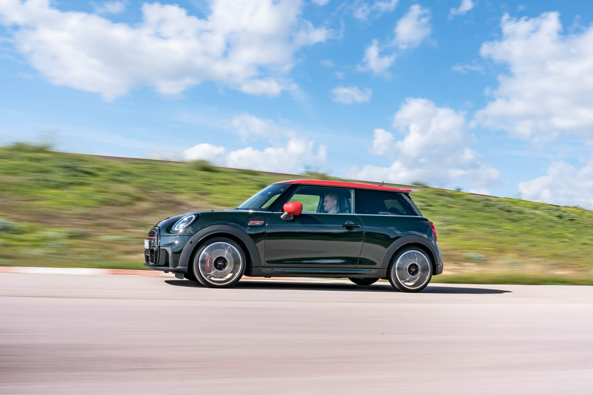 MINIJohnCooperWorks-2021d