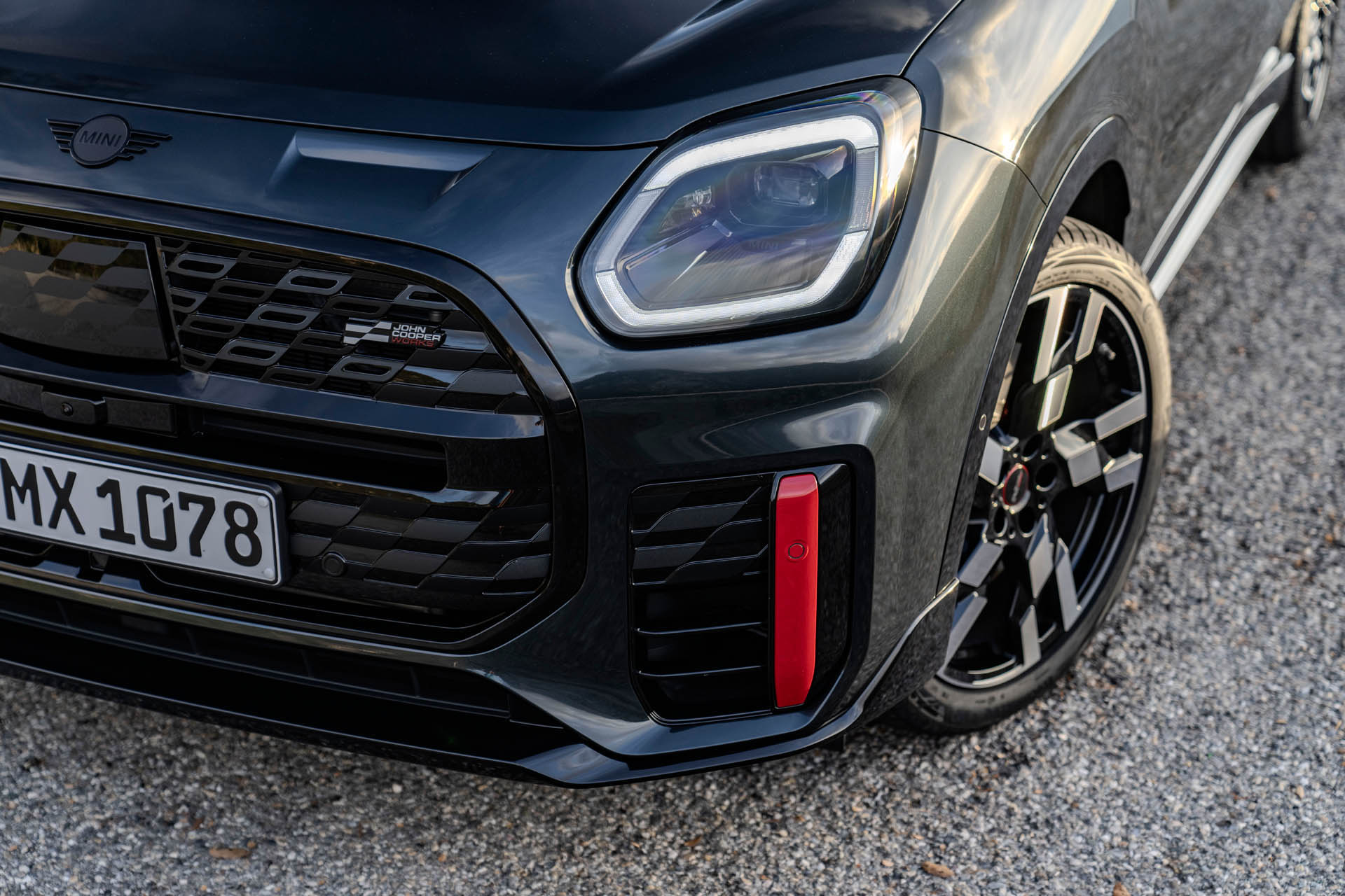 MINI John Cooper Works Countryman 2023 29