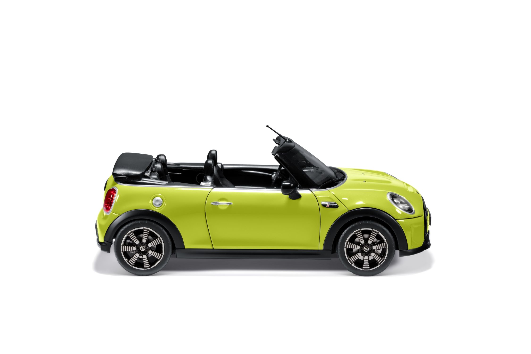 MINI2022collection17