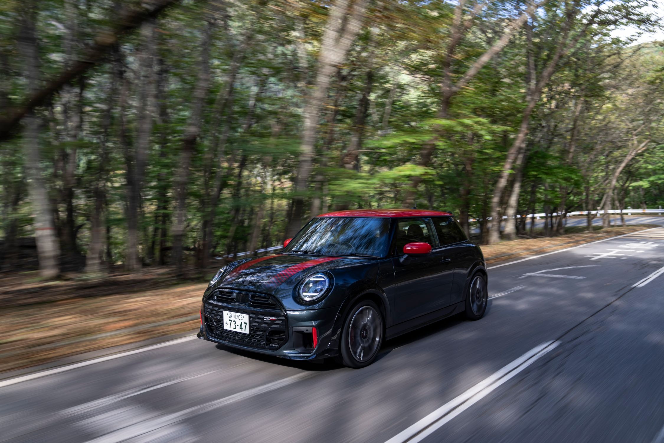 MINI John Cooper Works   Irohazaka 01