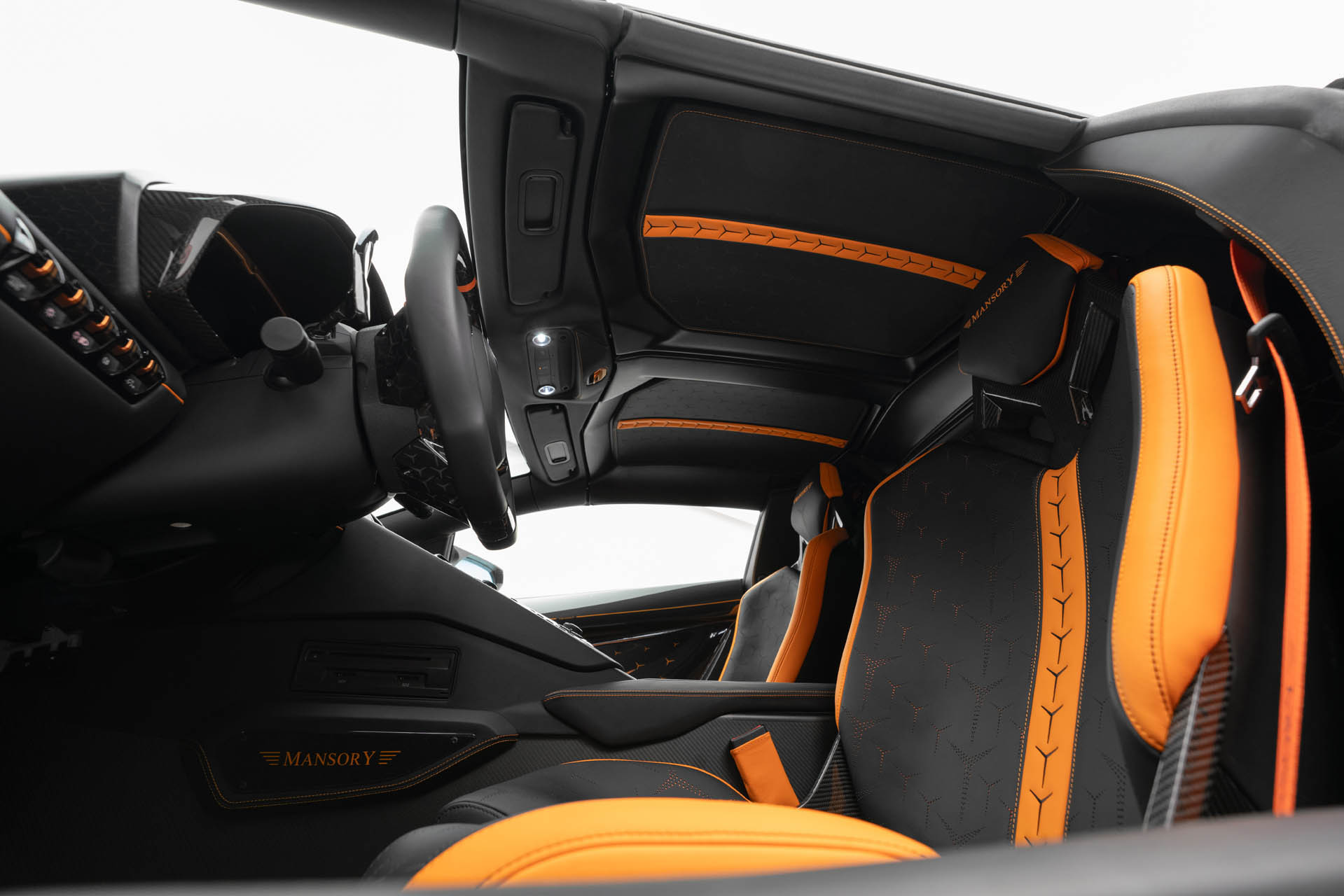 MANSORY Carbonado GTS-22