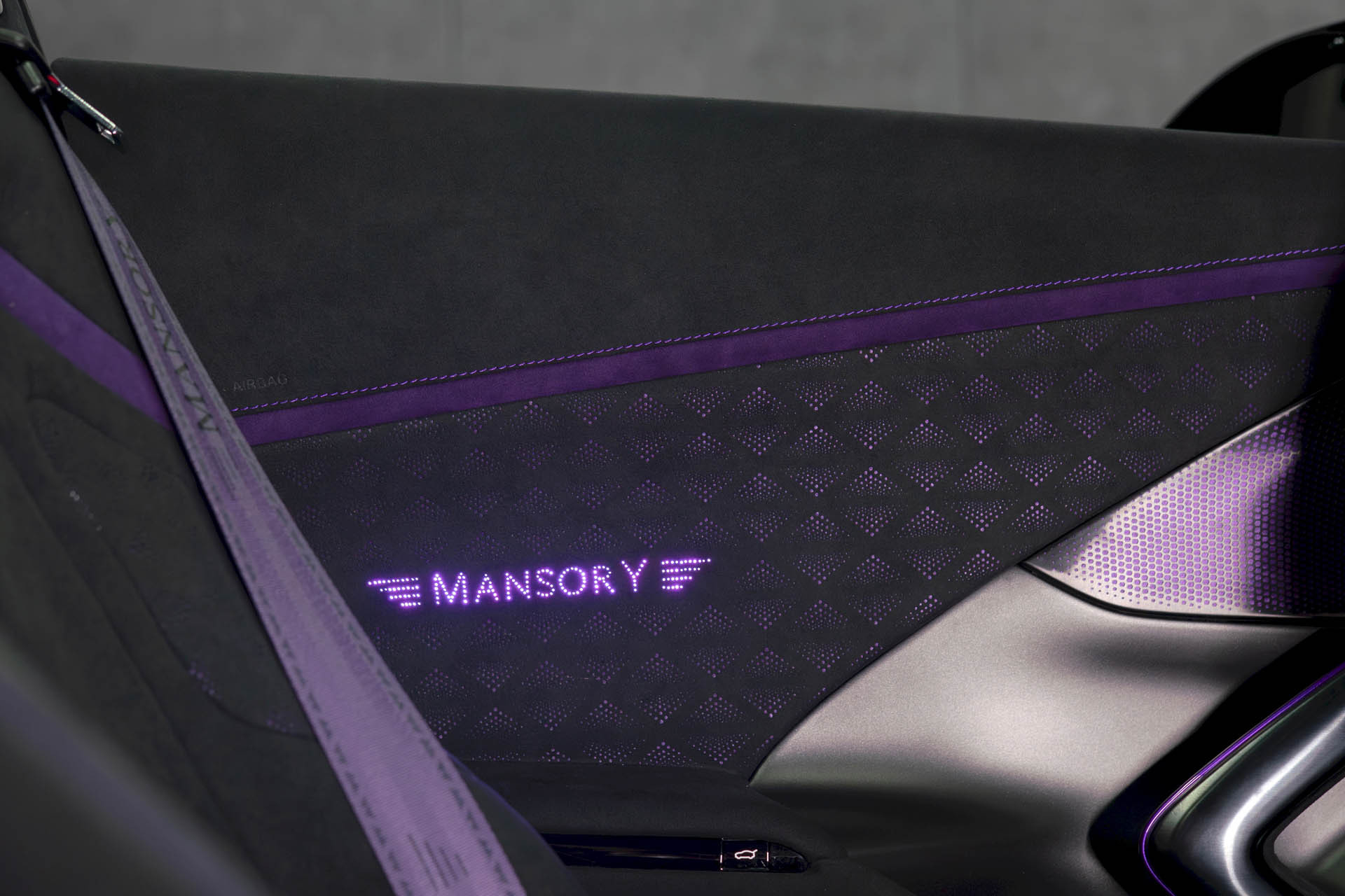MANSORY EQUESTRE 13