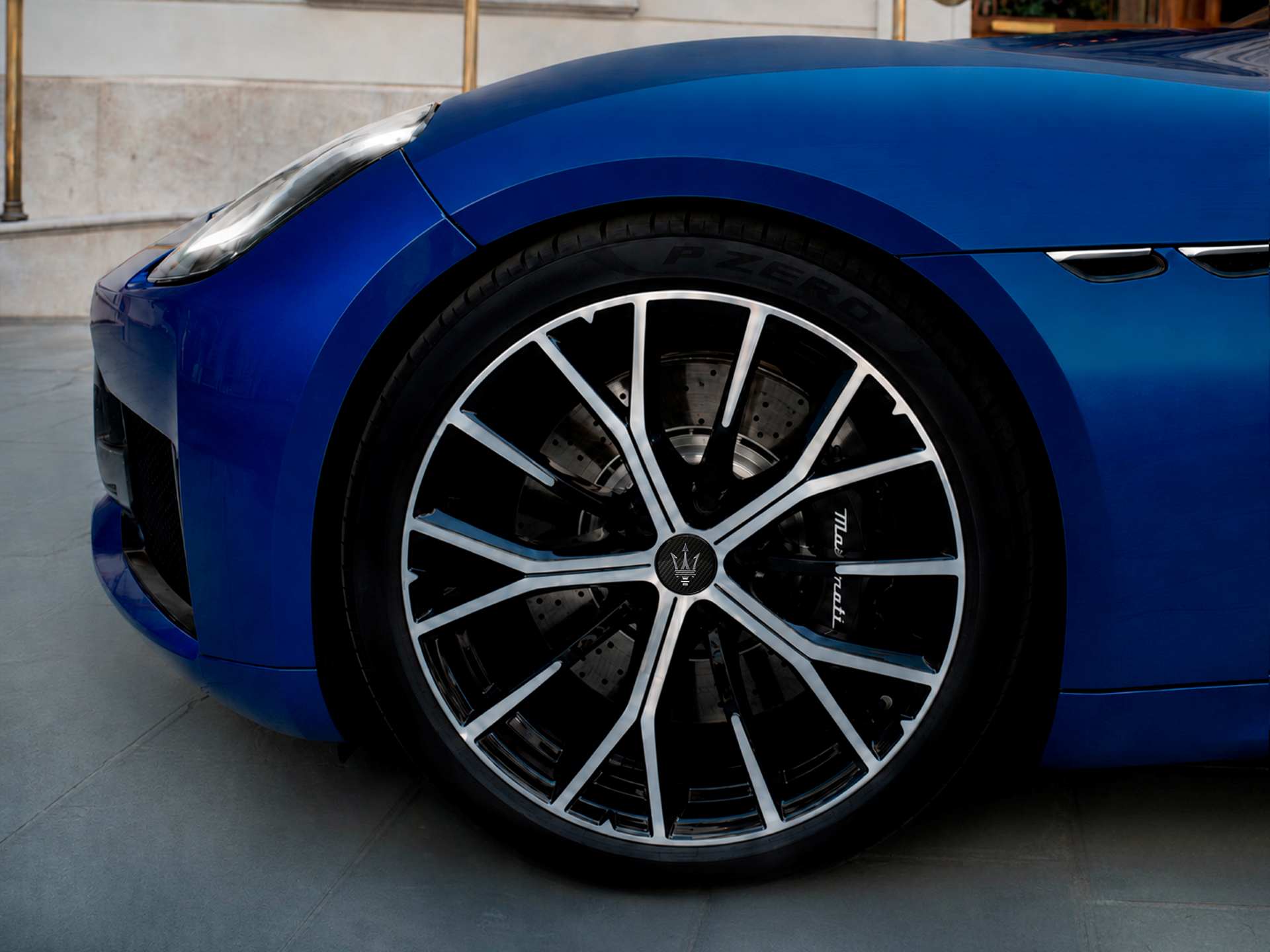 CarbonFibreWheelCentreCaps NewGranTurismoGranCabrioGrecale