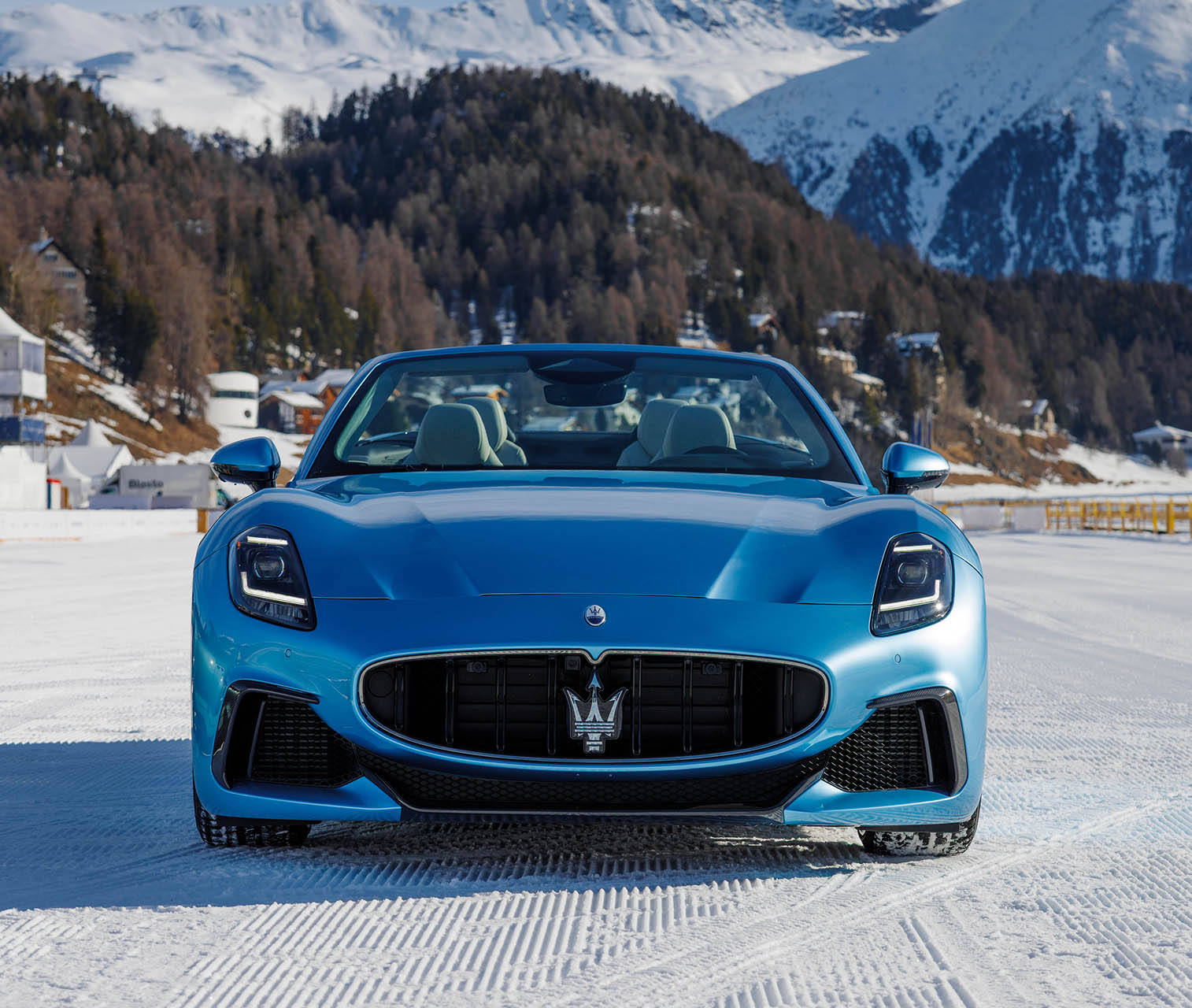 Original-25918-03-maserati-grancabrio-one-of-one-the-ice-at-the-ice-st-moritz