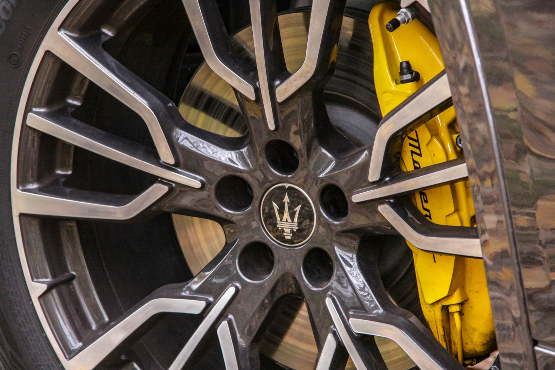 maseratigrecalegthybrid2022a02