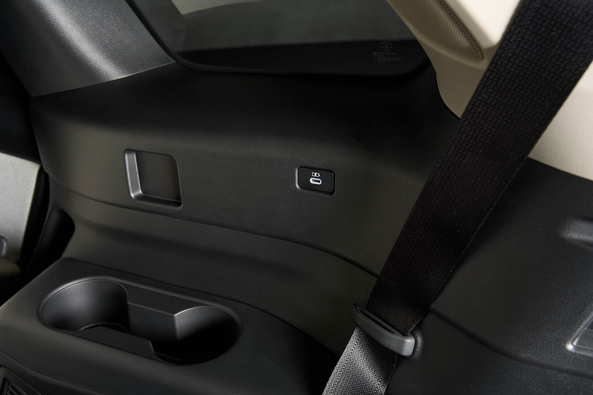 mazda cx-80 interior 22 highres