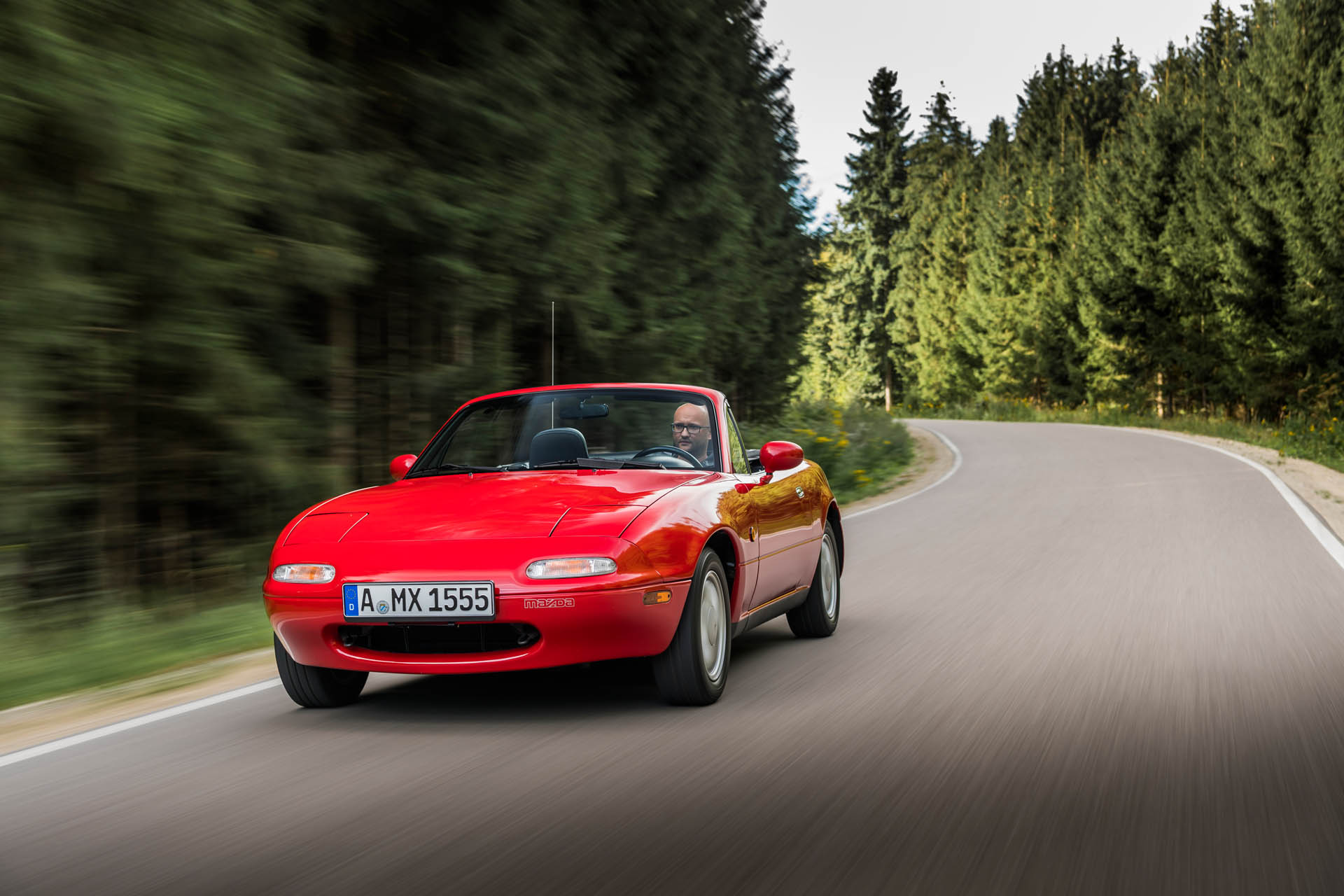 Mazda-MX-5-NA 1991 Action-10 highres