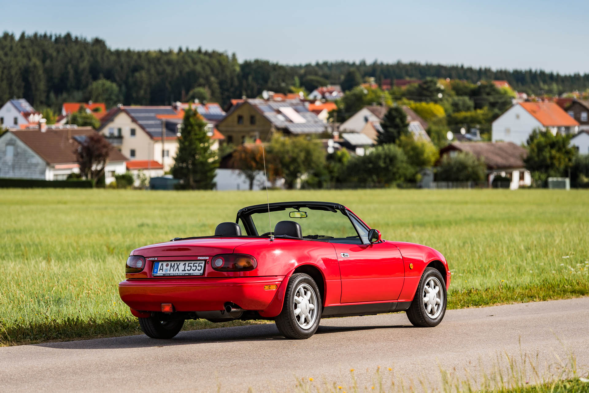 Mazda-MX-5-NA 1991 Action-22 highres