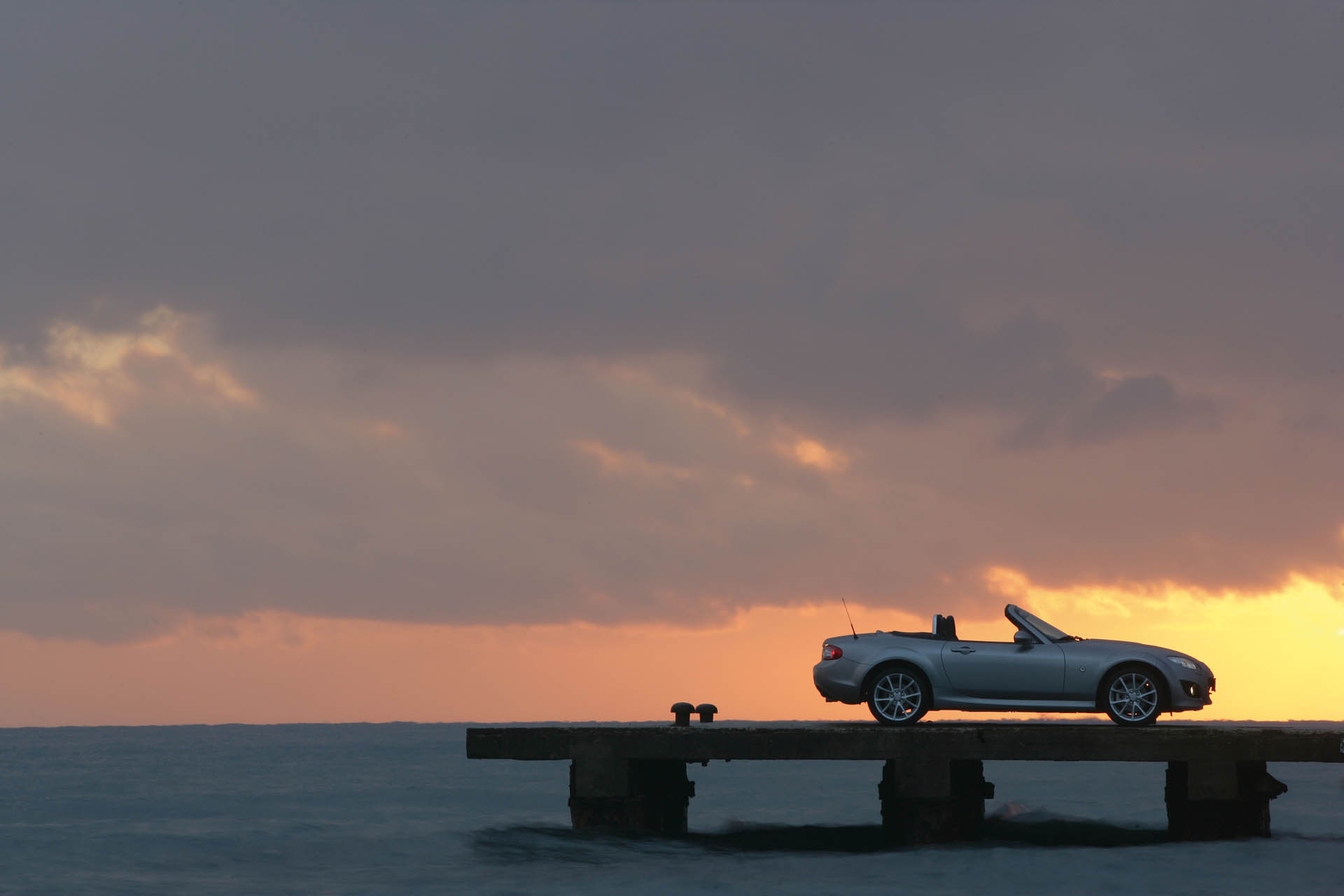 MX-5 FL still12 highres