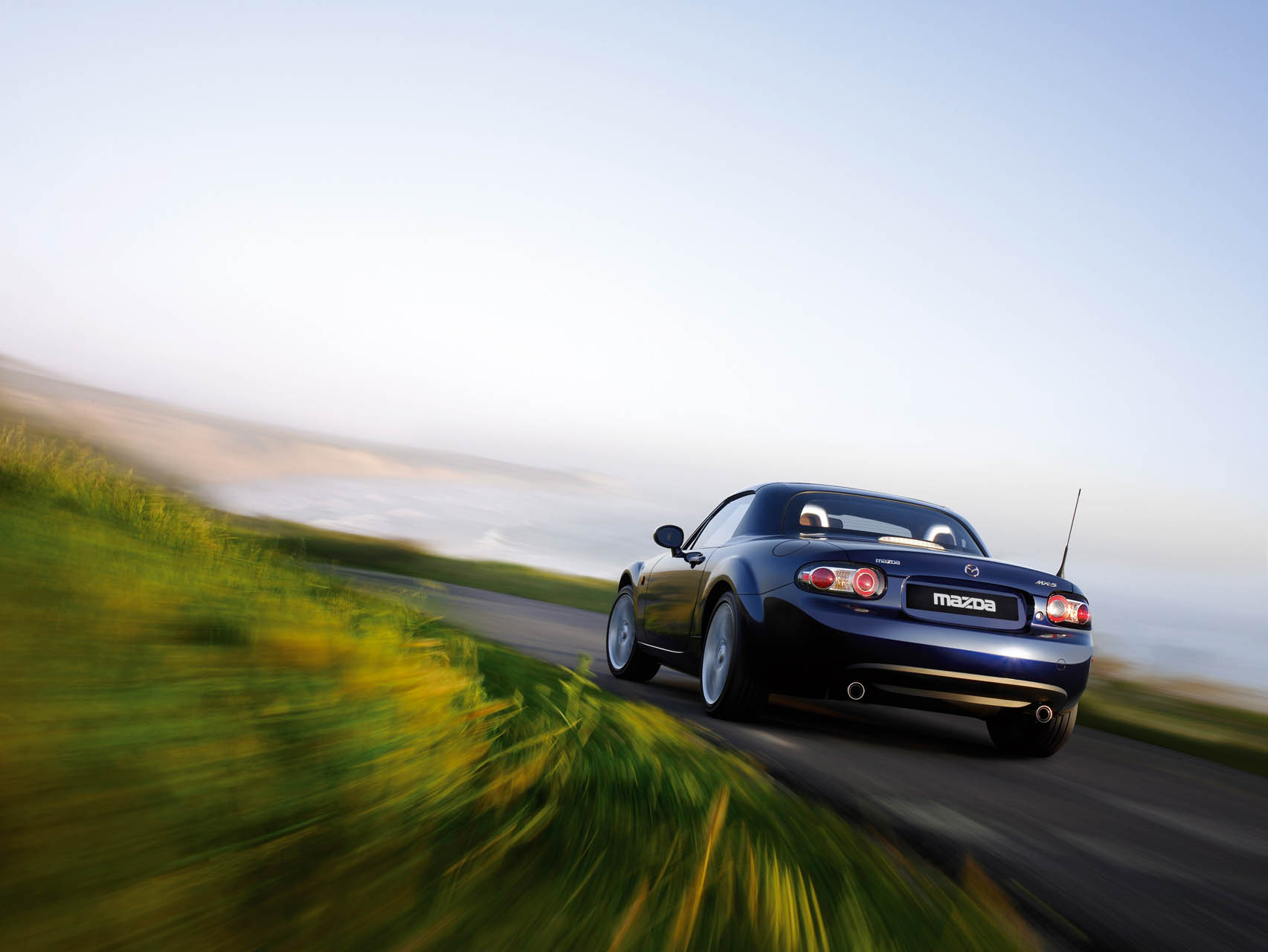 MX5RCoupe action close1 highres