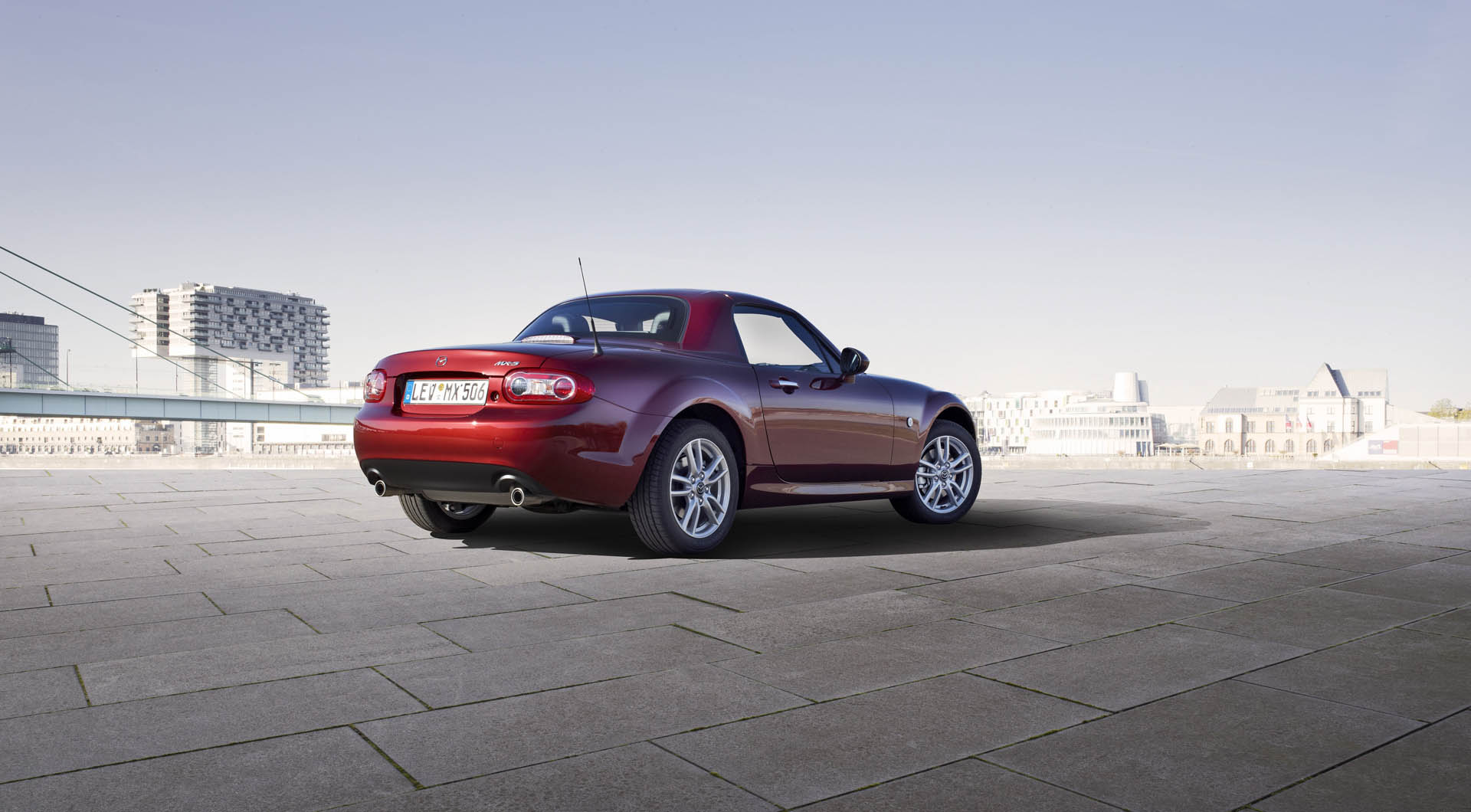 Mazda MX-5 RCoupe Facelift 2012 still 21 highres