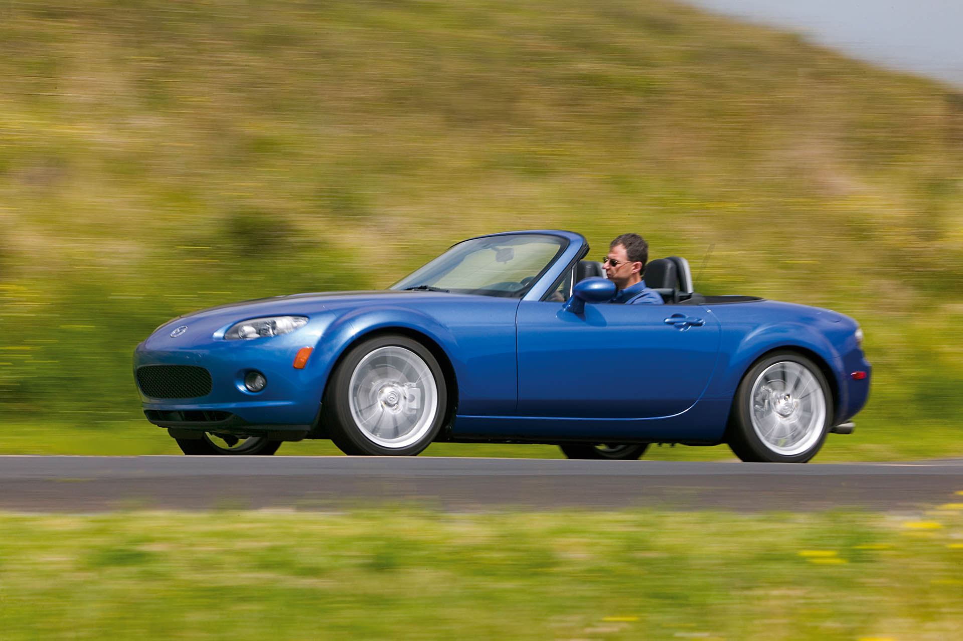mazda mx-5 2005 141 highres