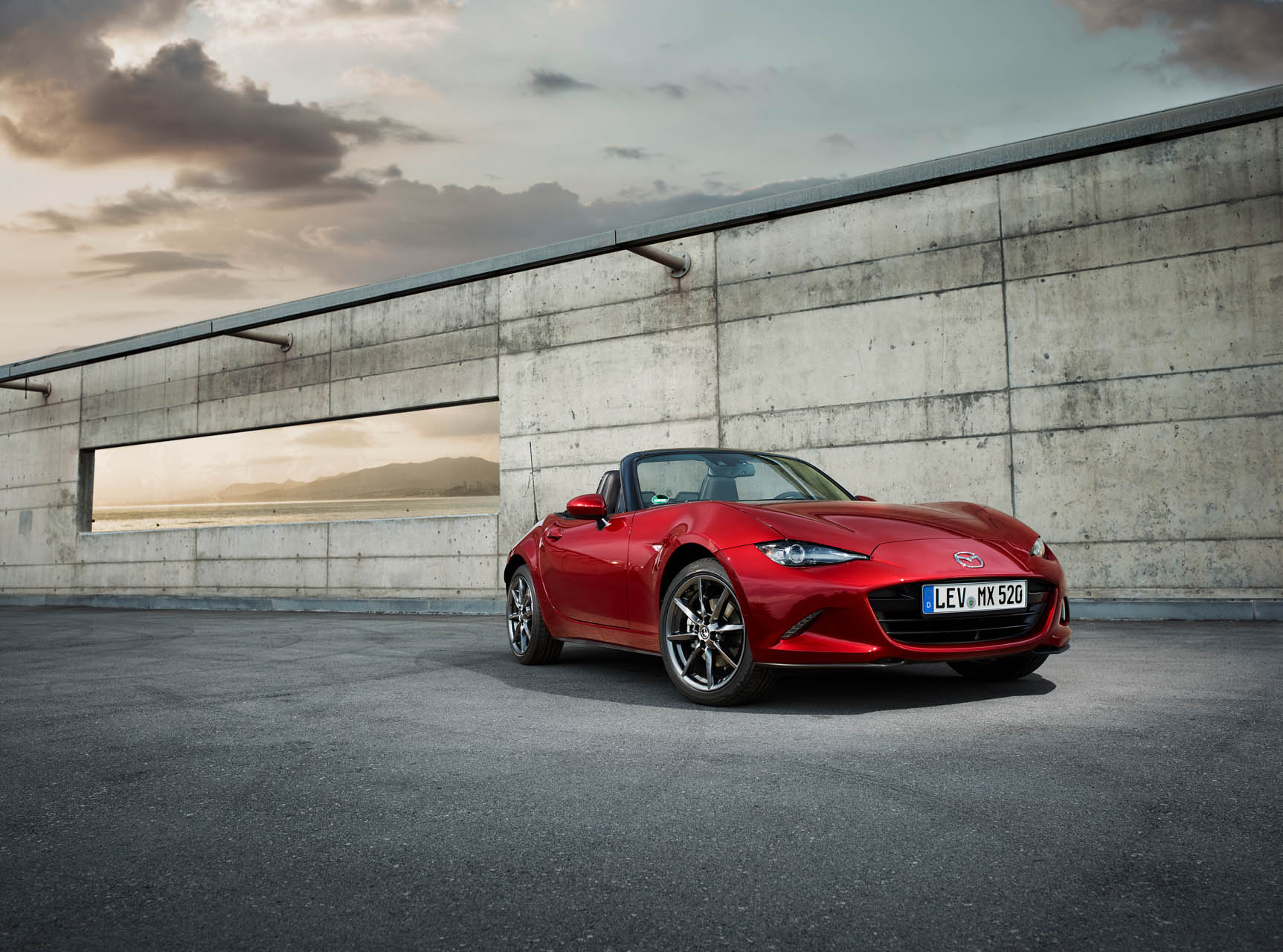MX-5 2015 Still 12 highres