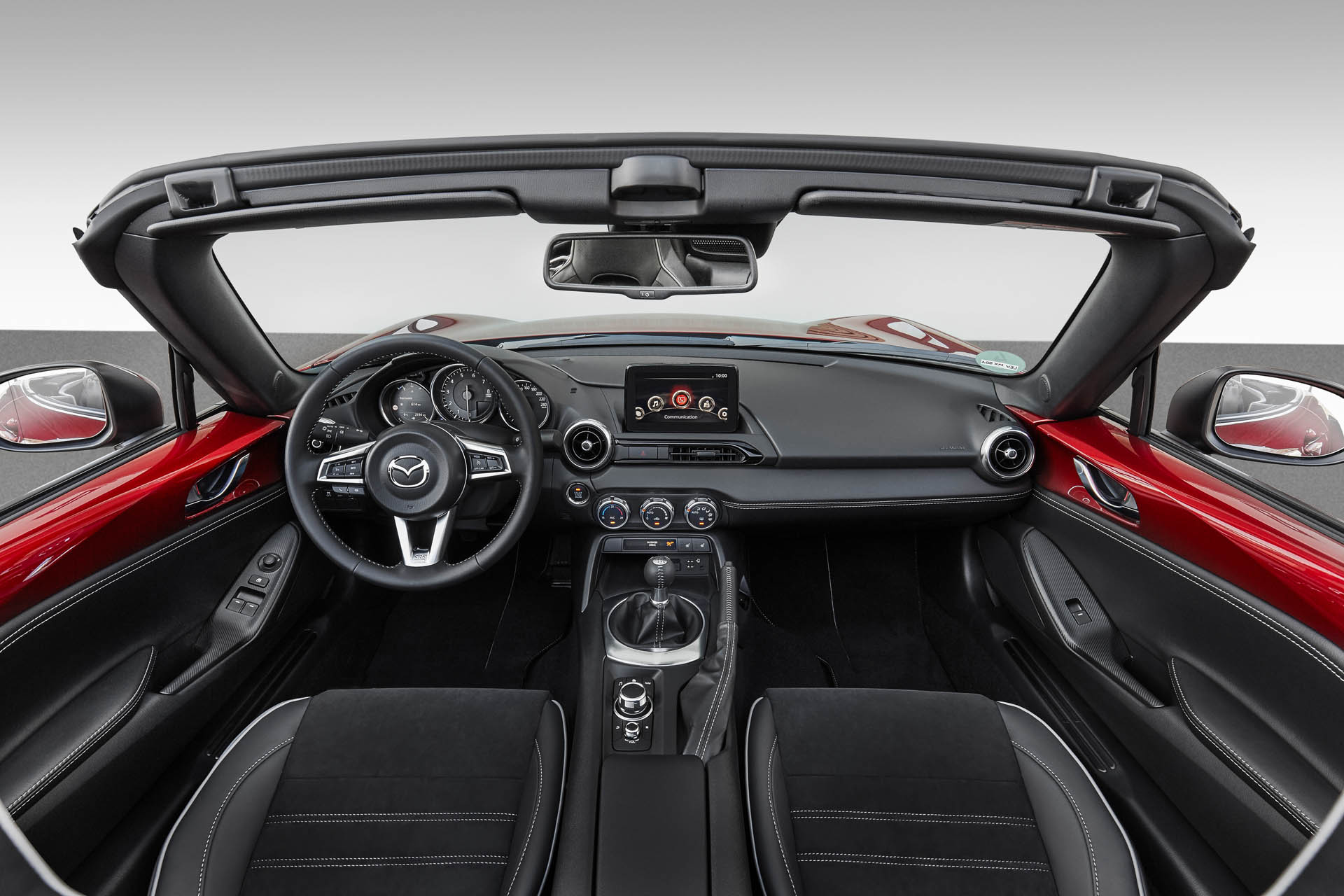 MX-5 Interieur english 001 highres