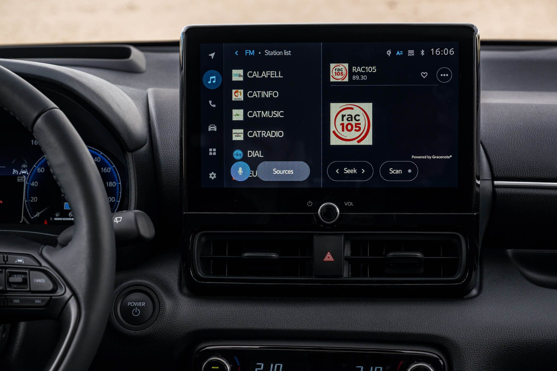 2024 mazda2 hybrid 24