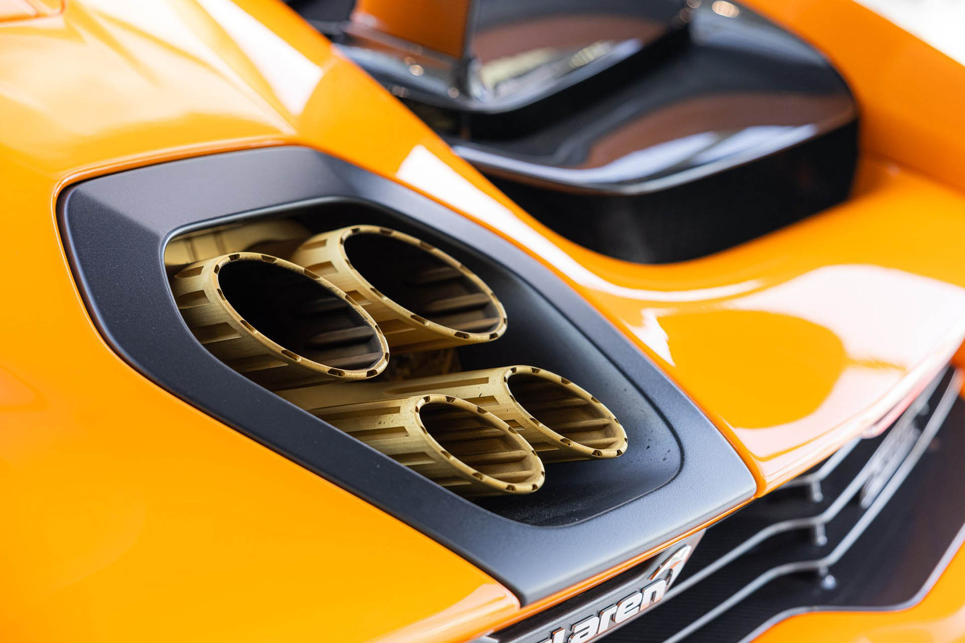 mclaren senna 03