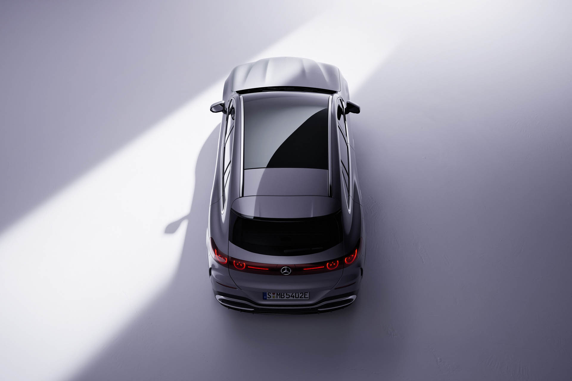 Mercedes-Benz GLCwith EQ tech 2025 30