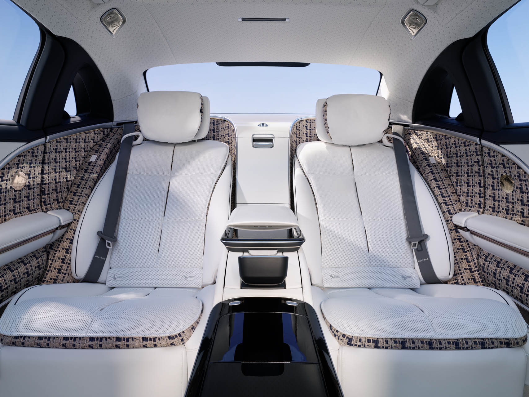 Mercedes-Maybach S-Class Haute Voiture05