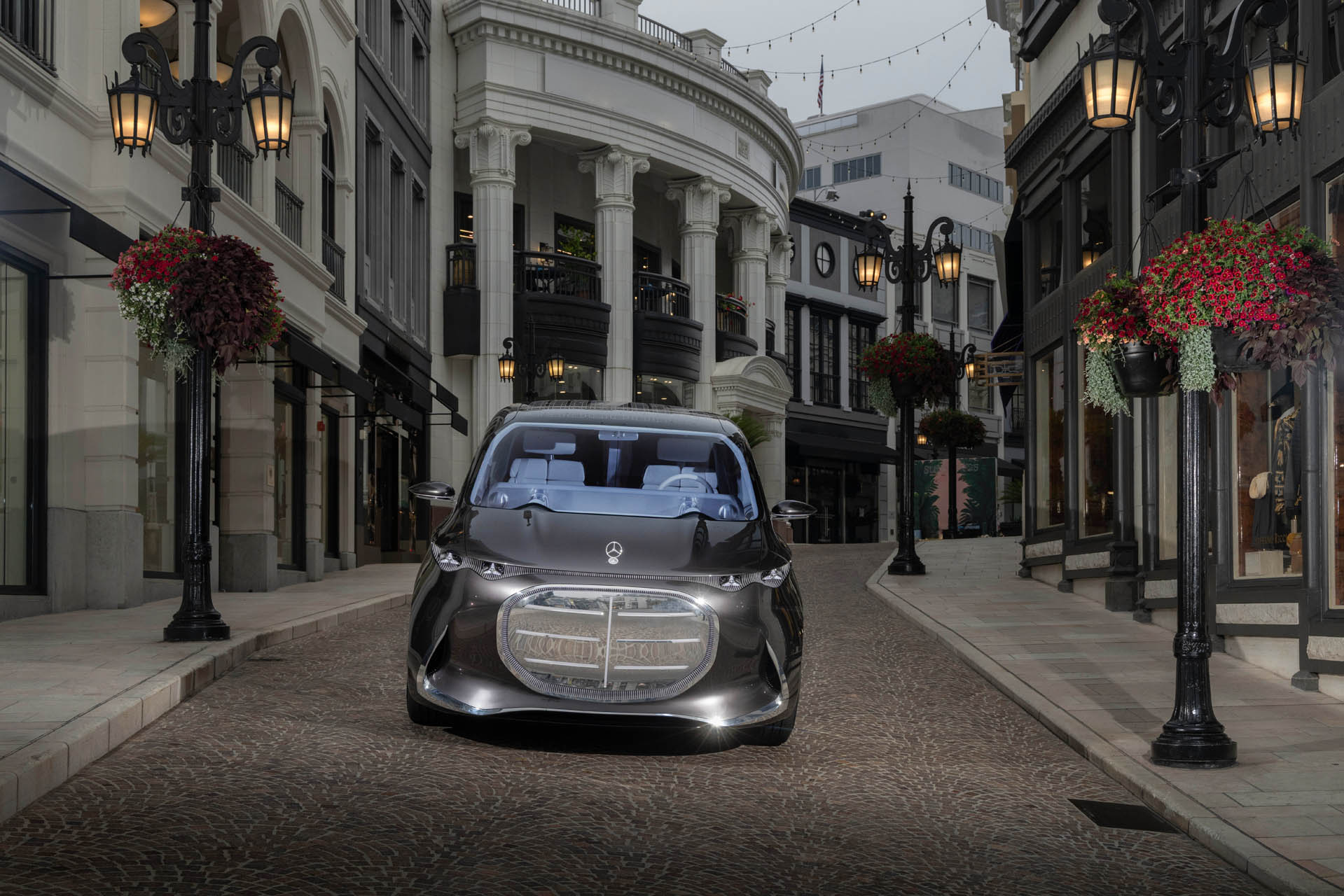 Mercedes Vision V in California 05