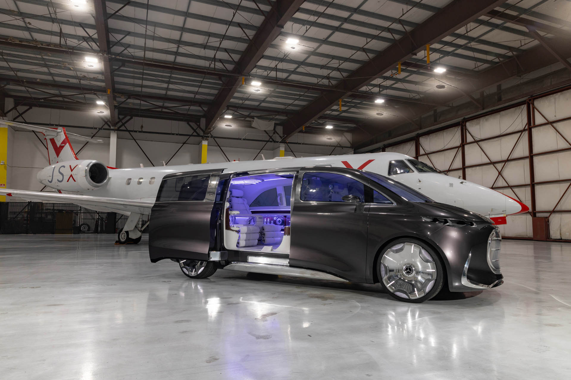 Mercedes Vision V in California 35