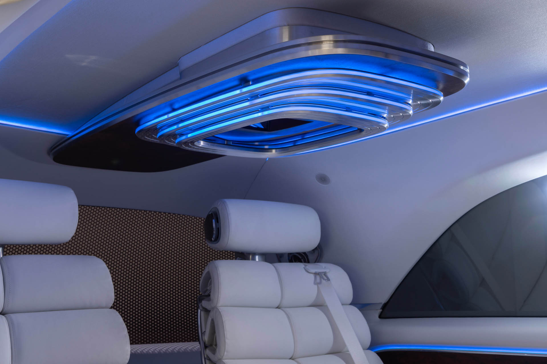 Mercedes Vision V in California 38