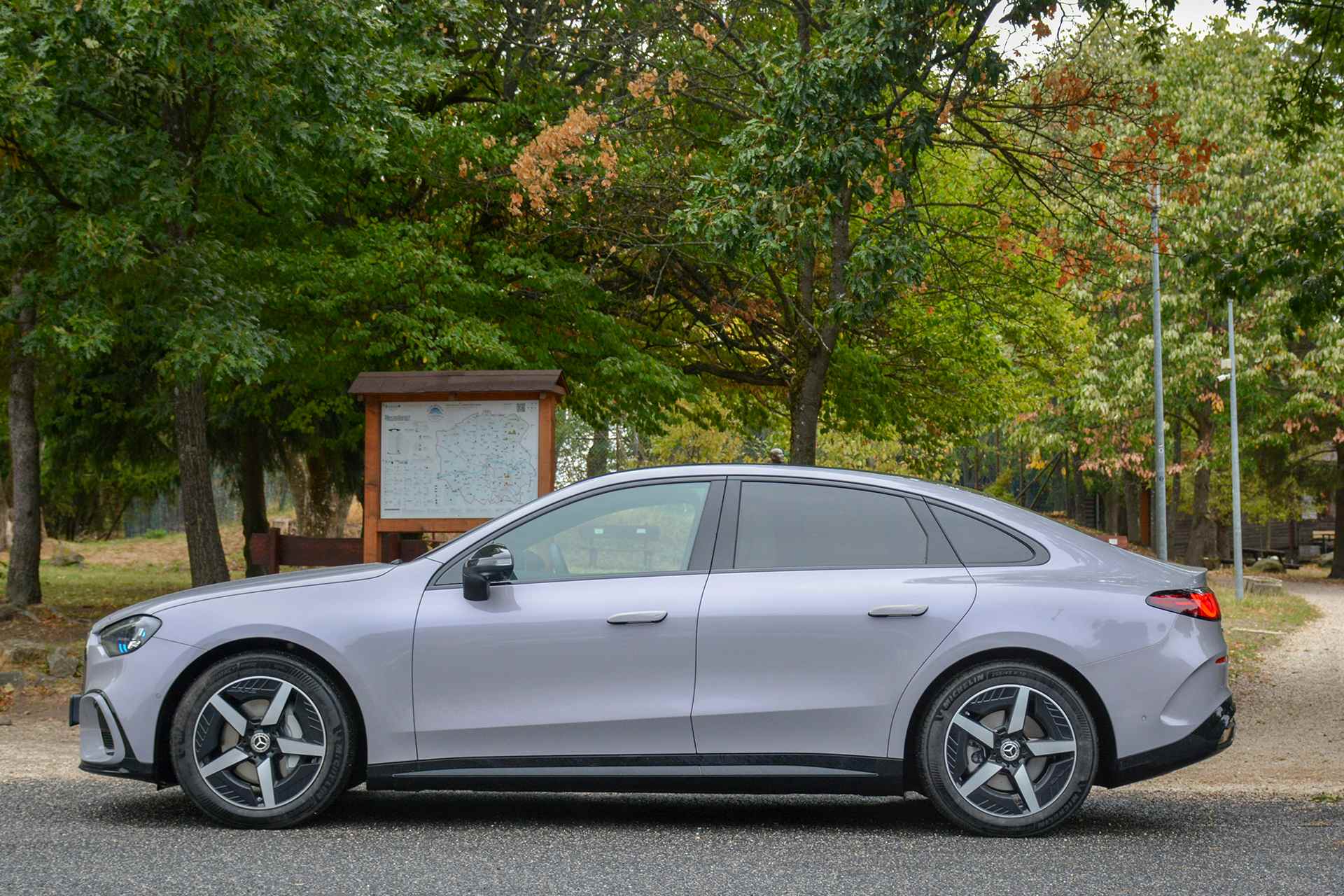 mercedes c-osztaly elektromos 2026 02
