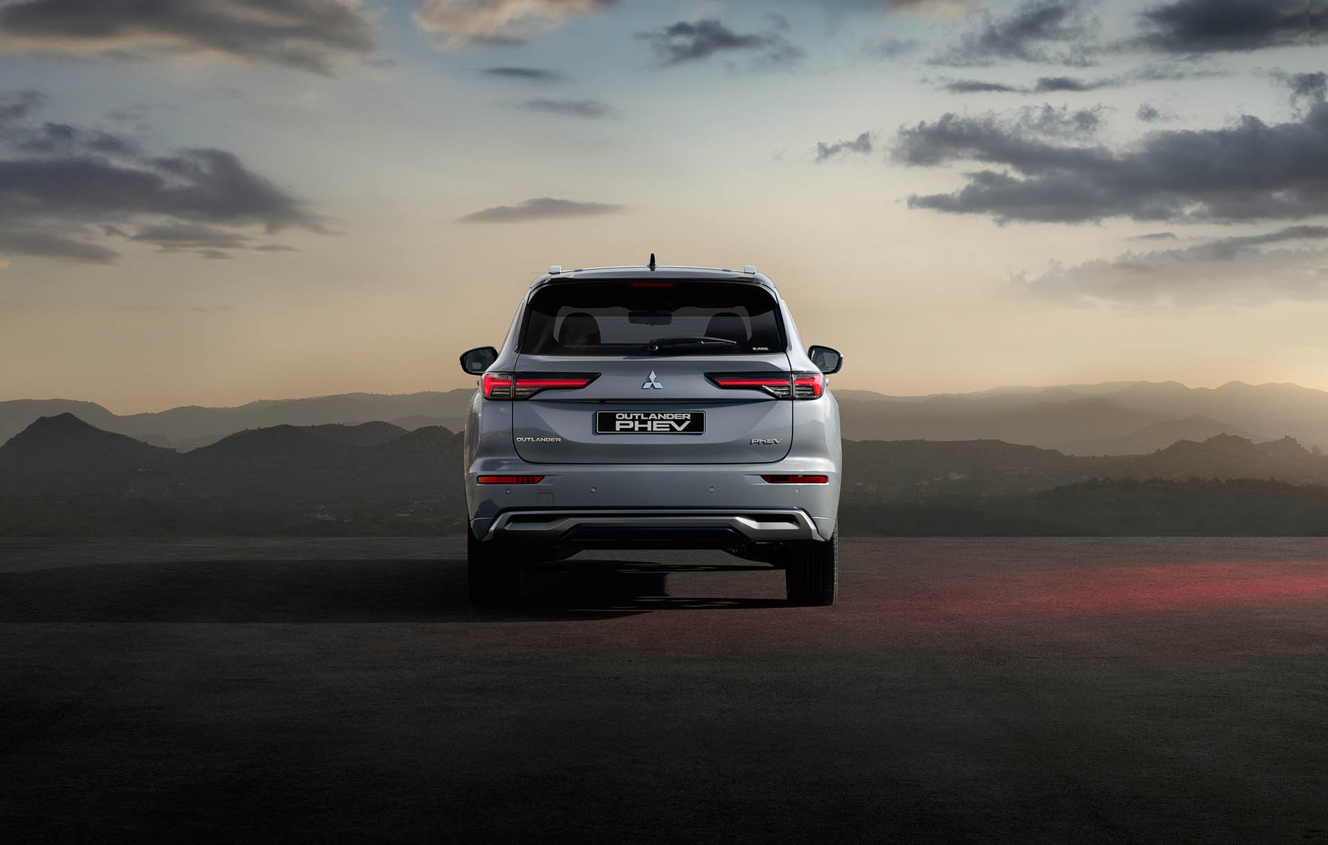 Mitsubishi Outlander PHEV 2025 07