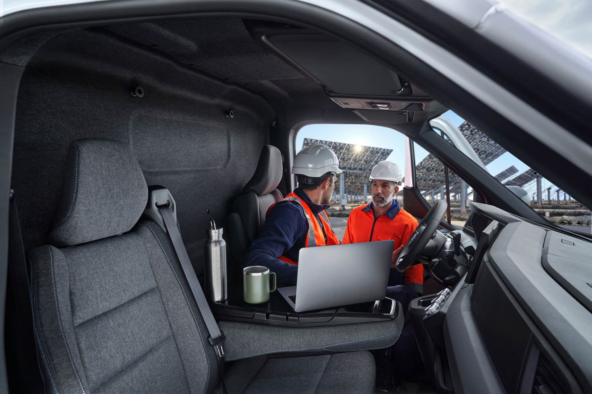 Nissan Interstar EV 24
