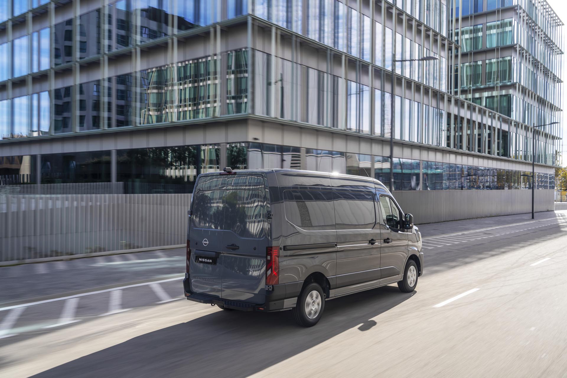 Nissan Interstar PK Final High 068.JPG