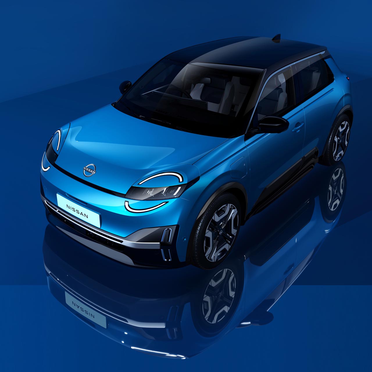 4 front view low in gear blue color