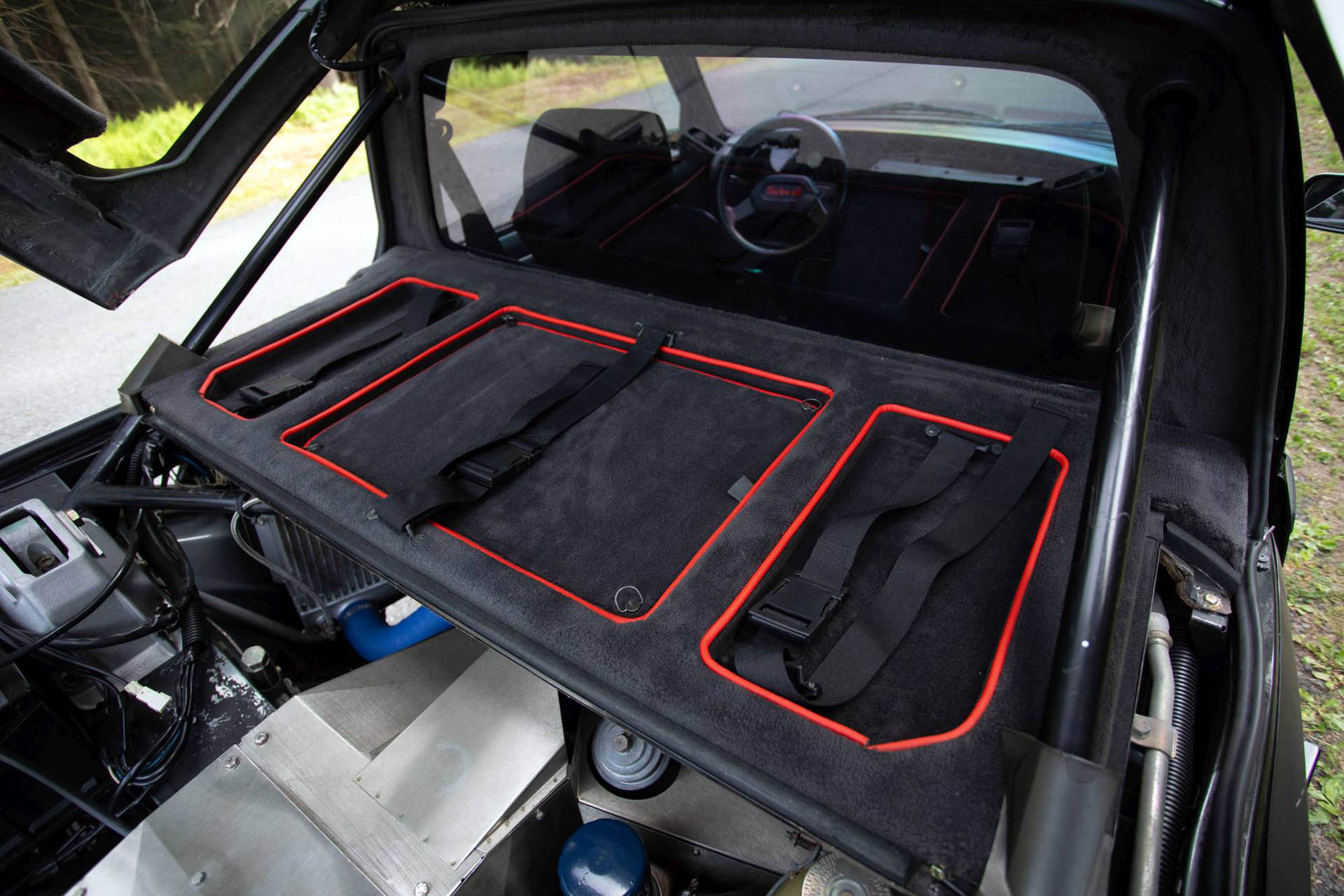 1985-Peugeot-205-Turbo 13