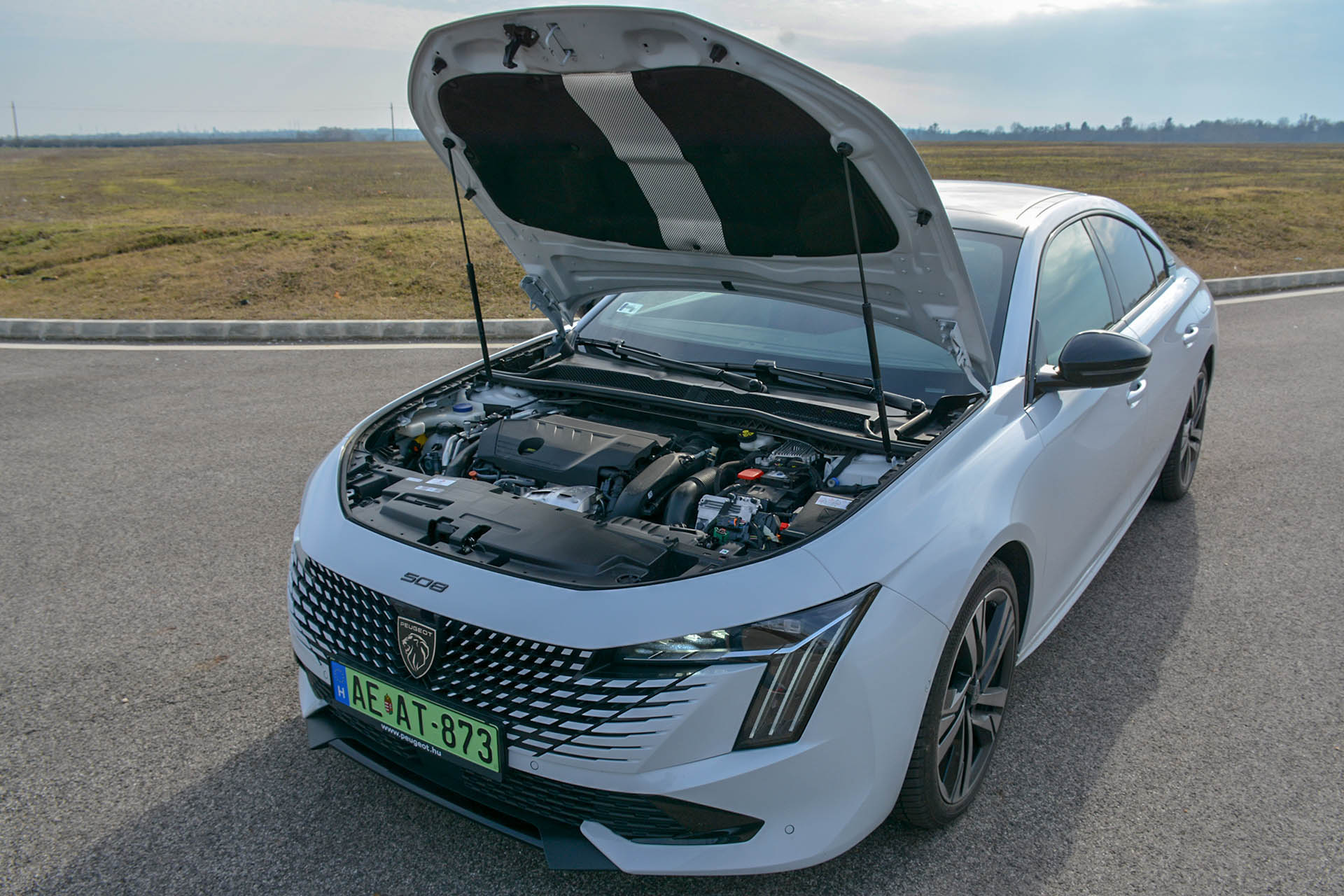 Peugeot 508 GT PHEV 12