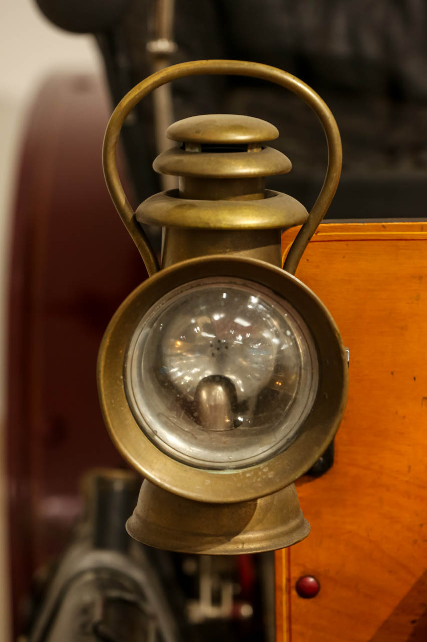 Peugeot 1906-8420