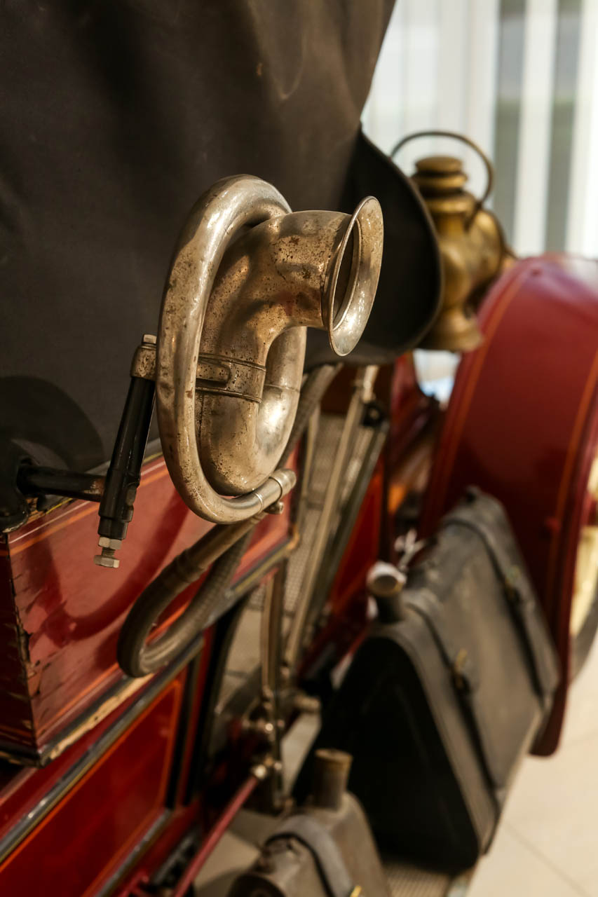 Peugeot 1906-8593