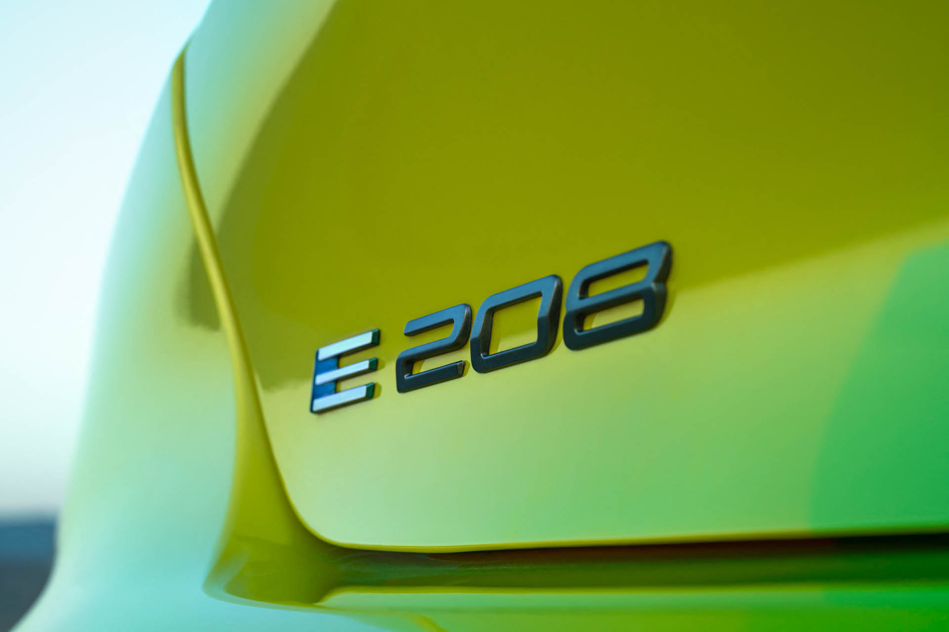Peugeot e208 2023 16