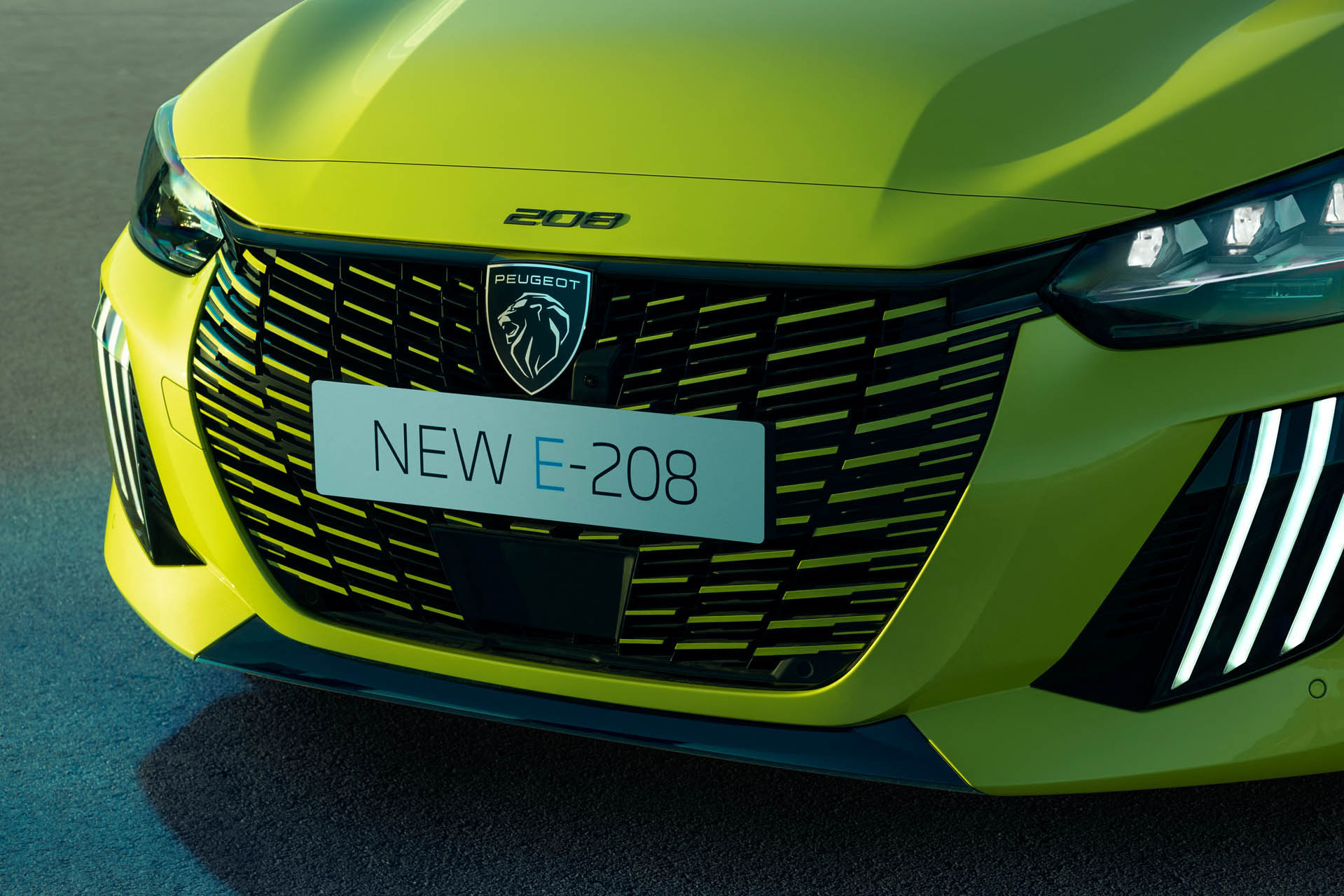 Peugeot e208 2023 33