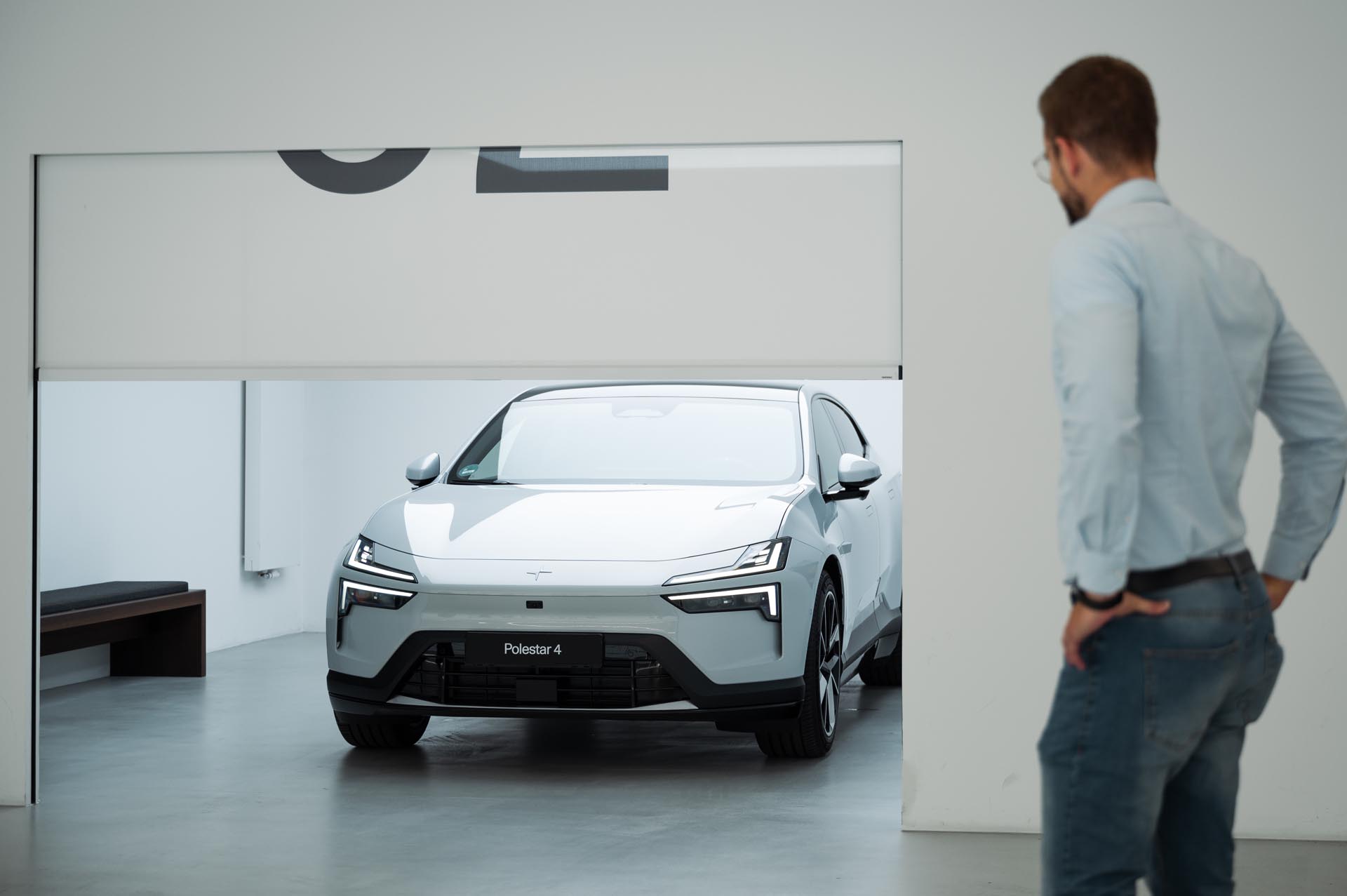 Polestar 4 SUV coup14