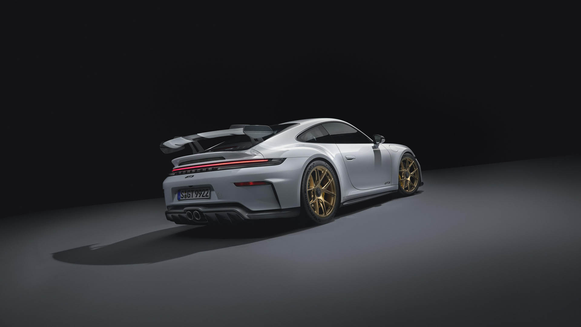 Porsche 911 GT3 2024 01