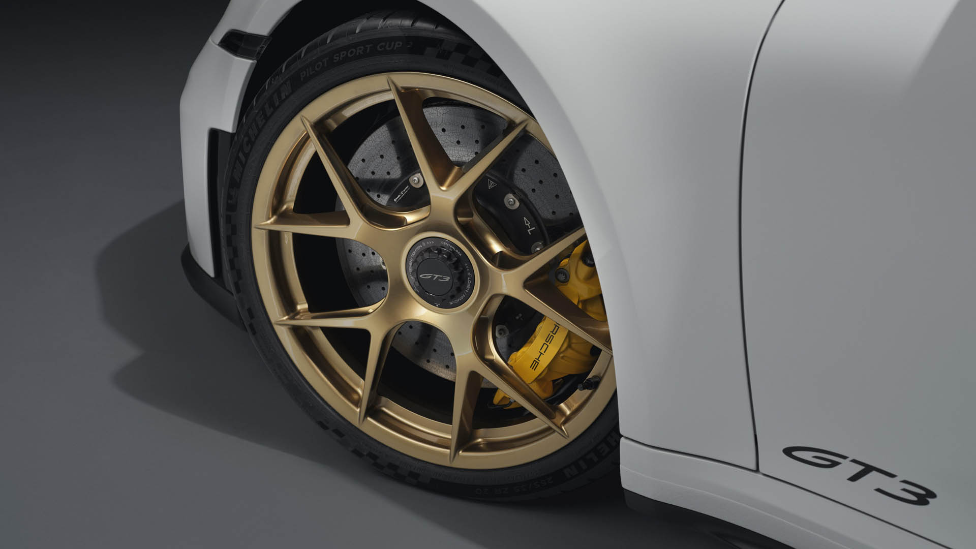 Porsche 911 GT3 2024 14