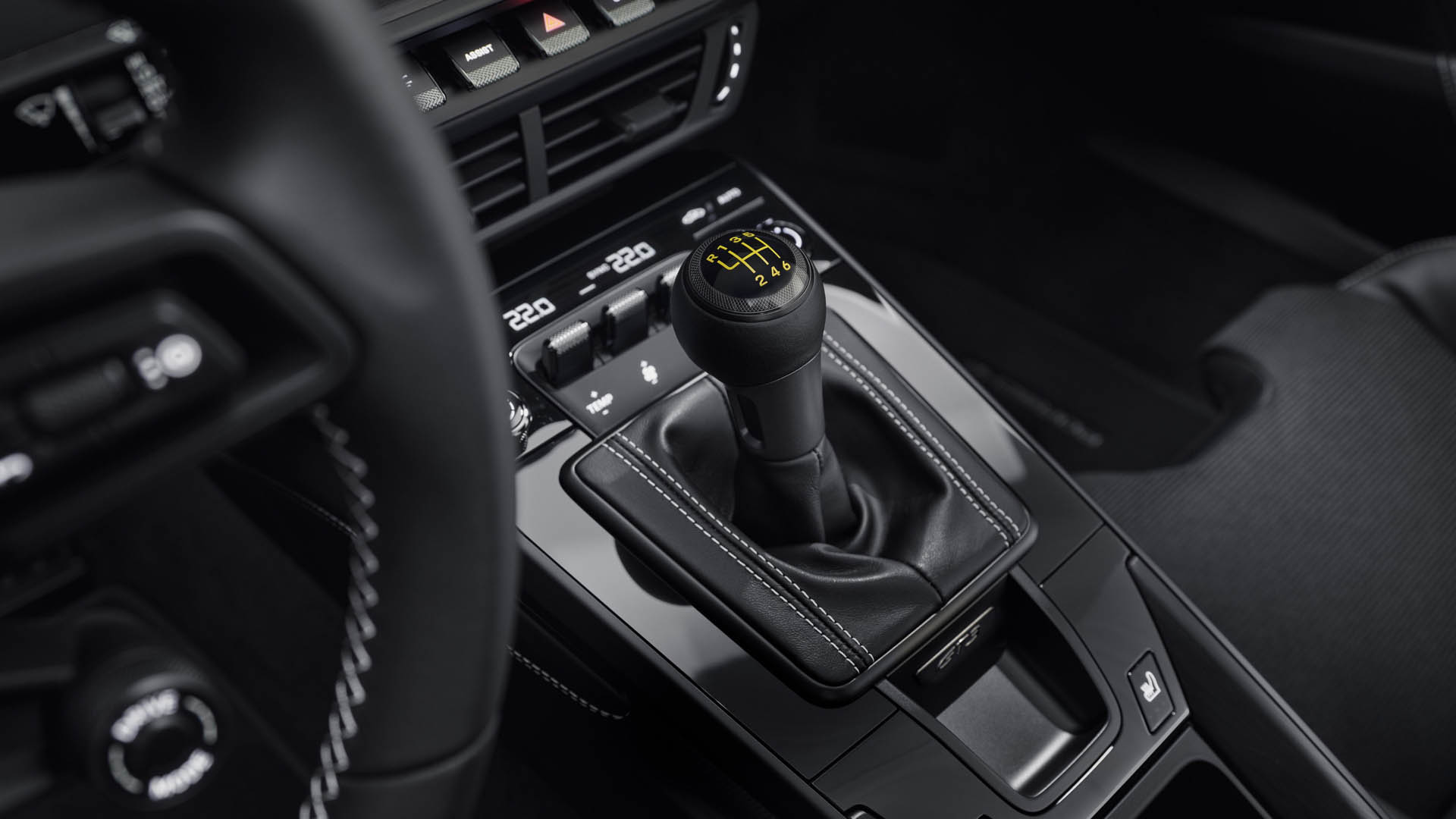 Porsche 911 GT3 Touring PAckage 12