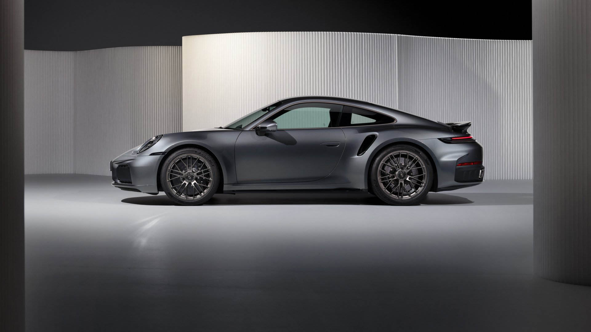 Porsche 911 Turbo S 2025 15