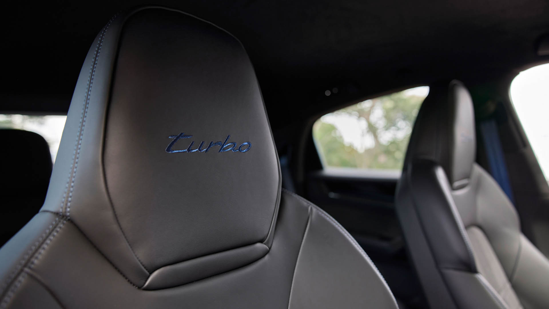 Porsche Cayenne Turbo E-HYbrid Coupe GT package 07
